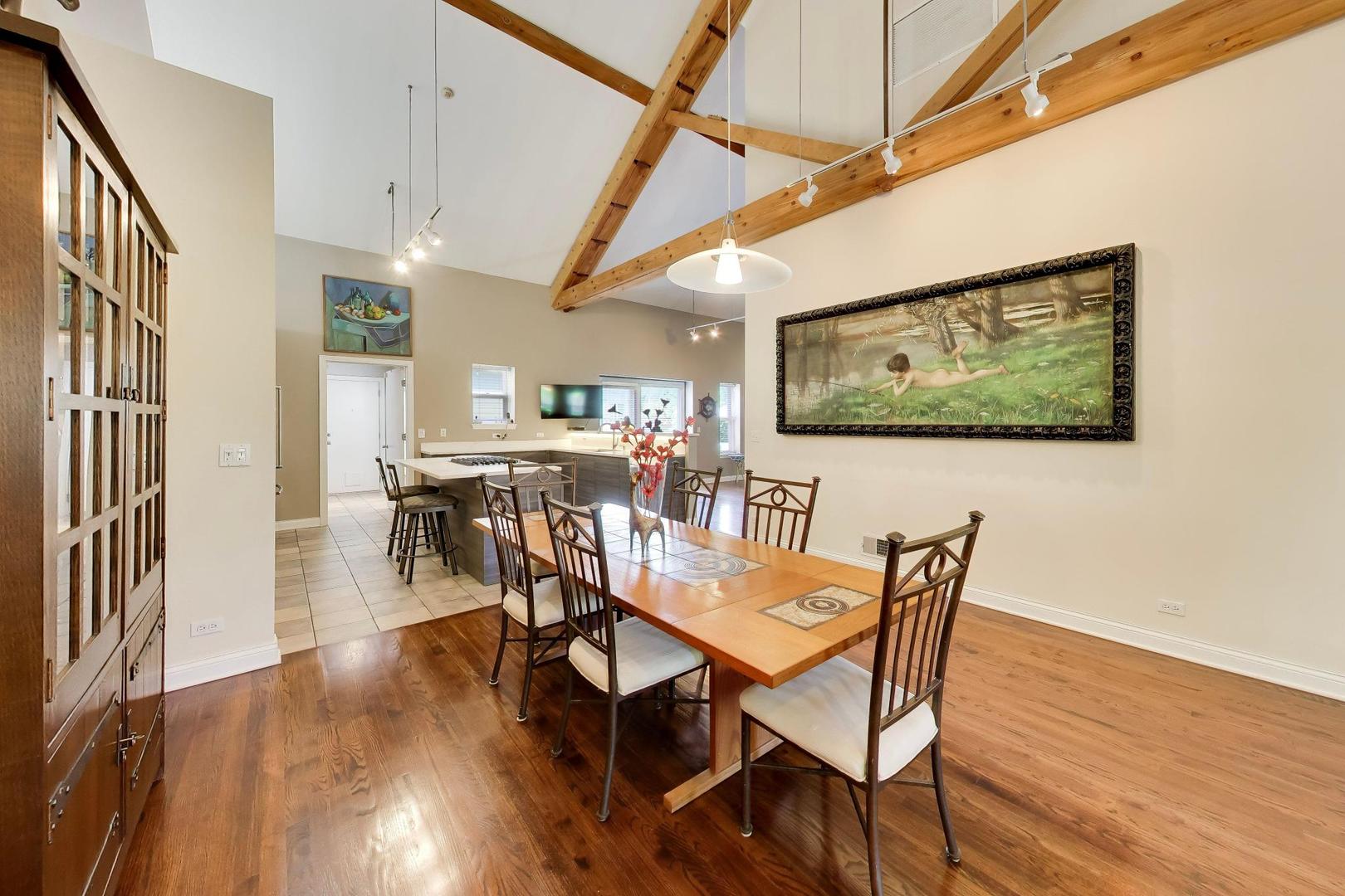 824 Stables Court Unit: 824