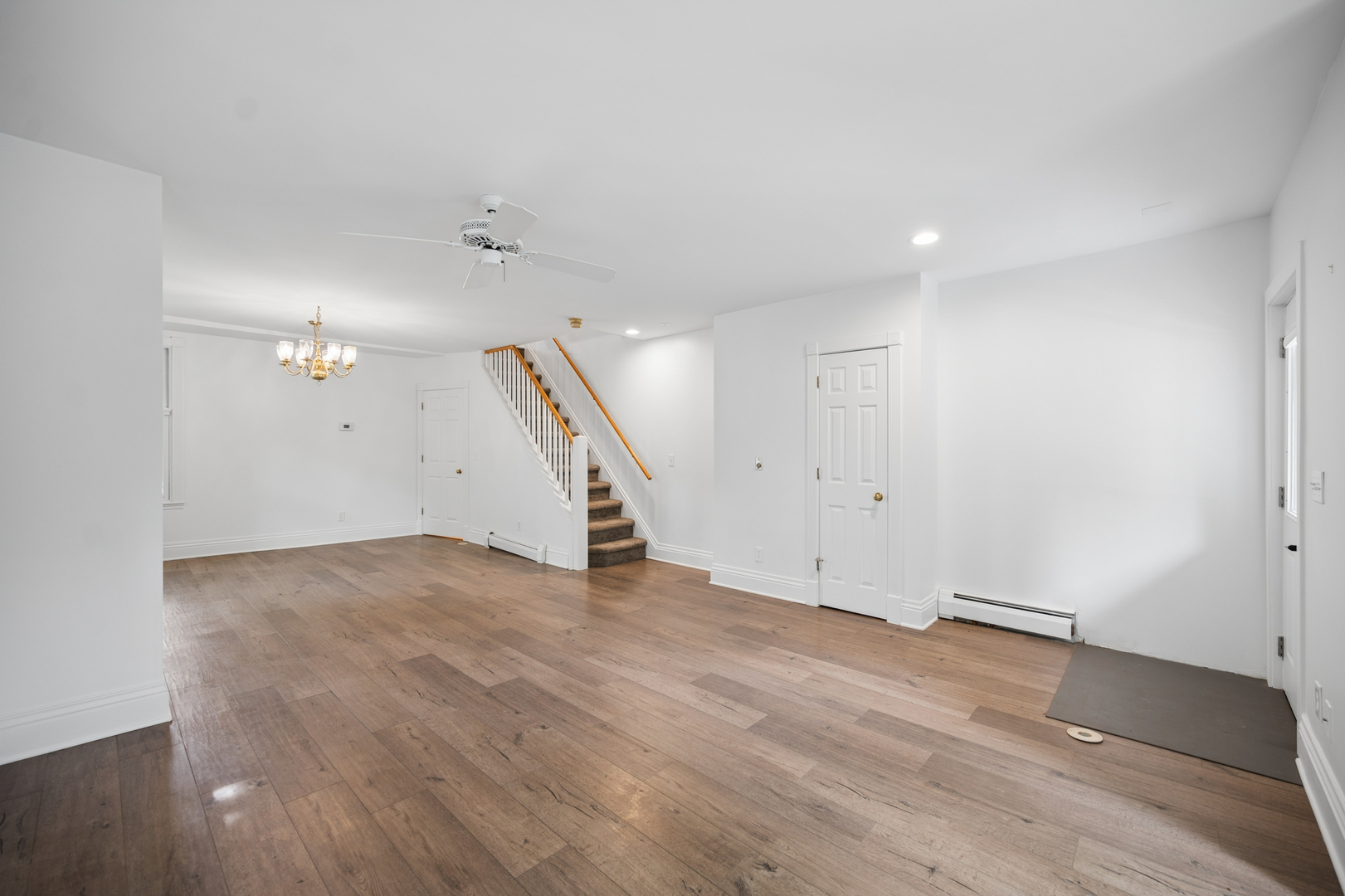 164 E Westminster Road Unit: 164