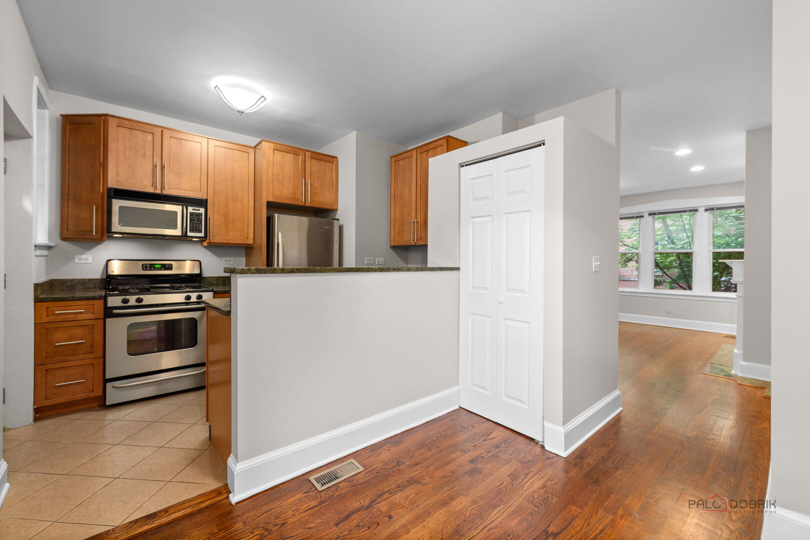 2026 N BURLING Street Unit: 107
