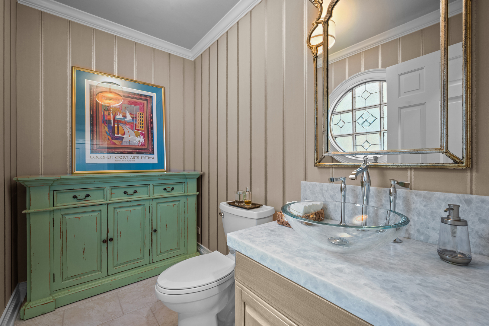 861 Gloucester Crossing