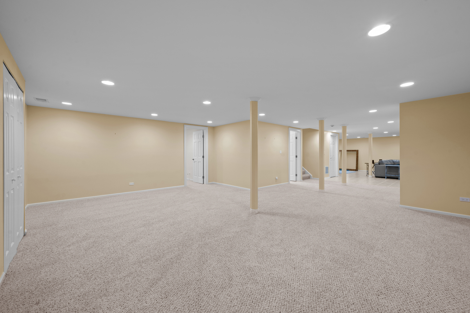 861 Gloucester Crossing