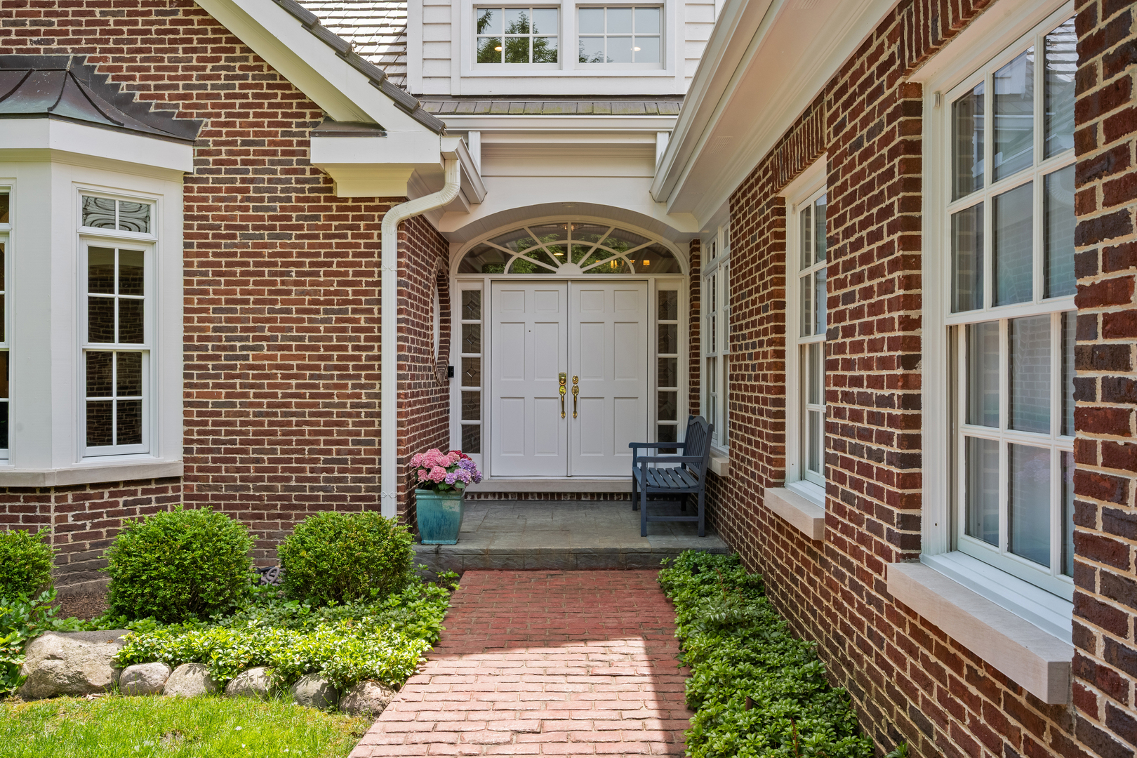 861 Gloucester Crossing