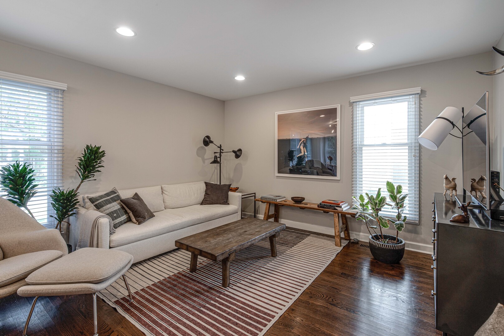 15 E North Avenue Unit: 1