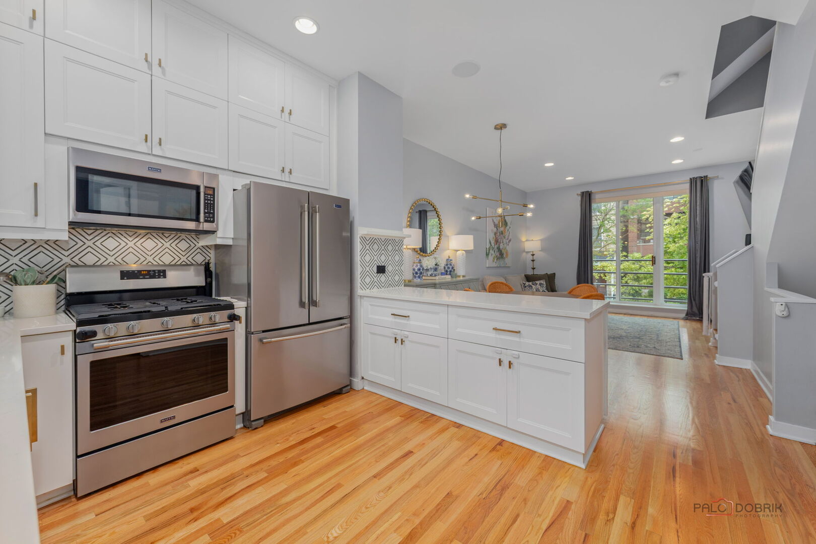 1157 W Newport Avenue Unit: C