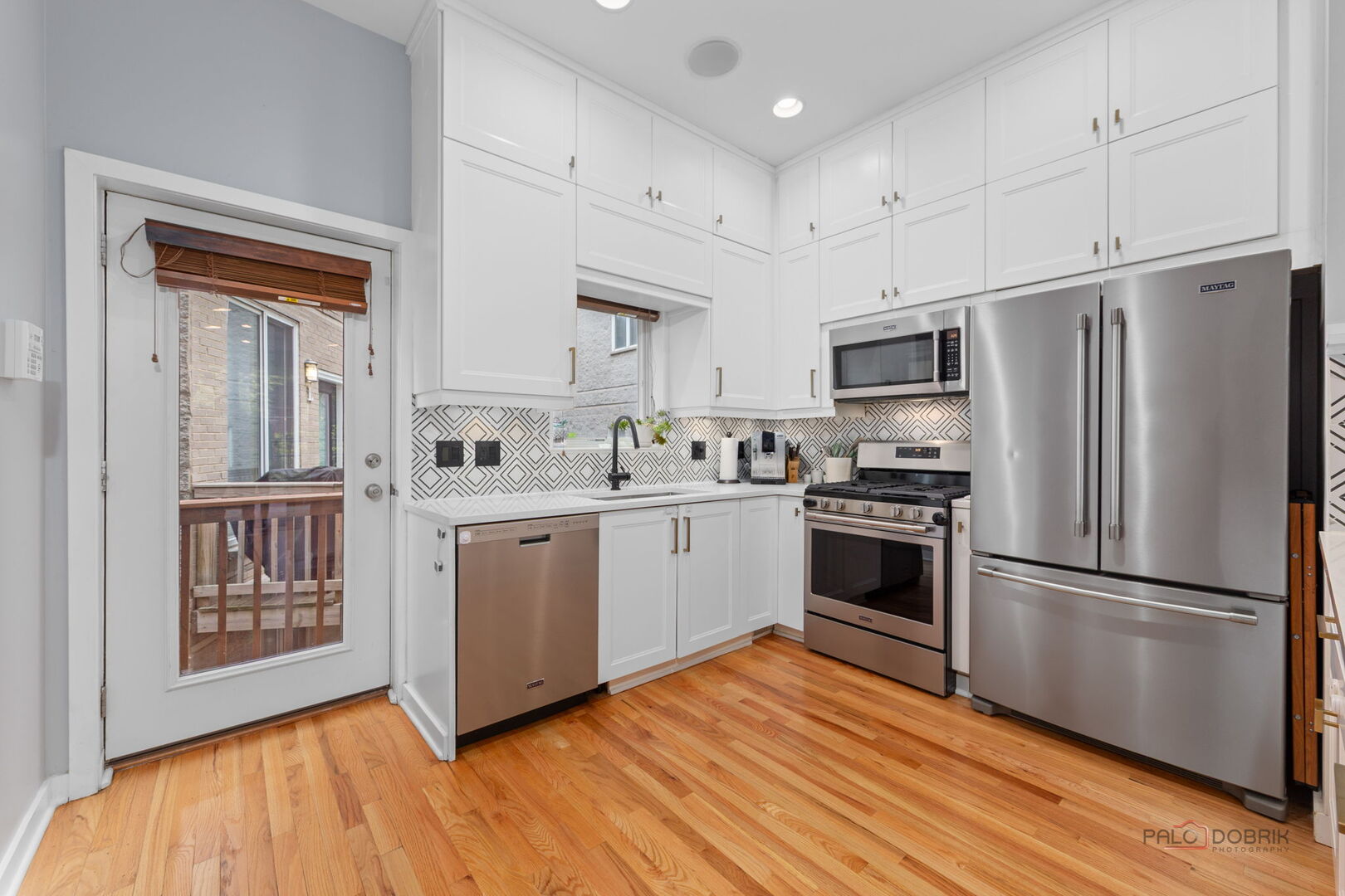 1157 W Newport Avenue Unit: C