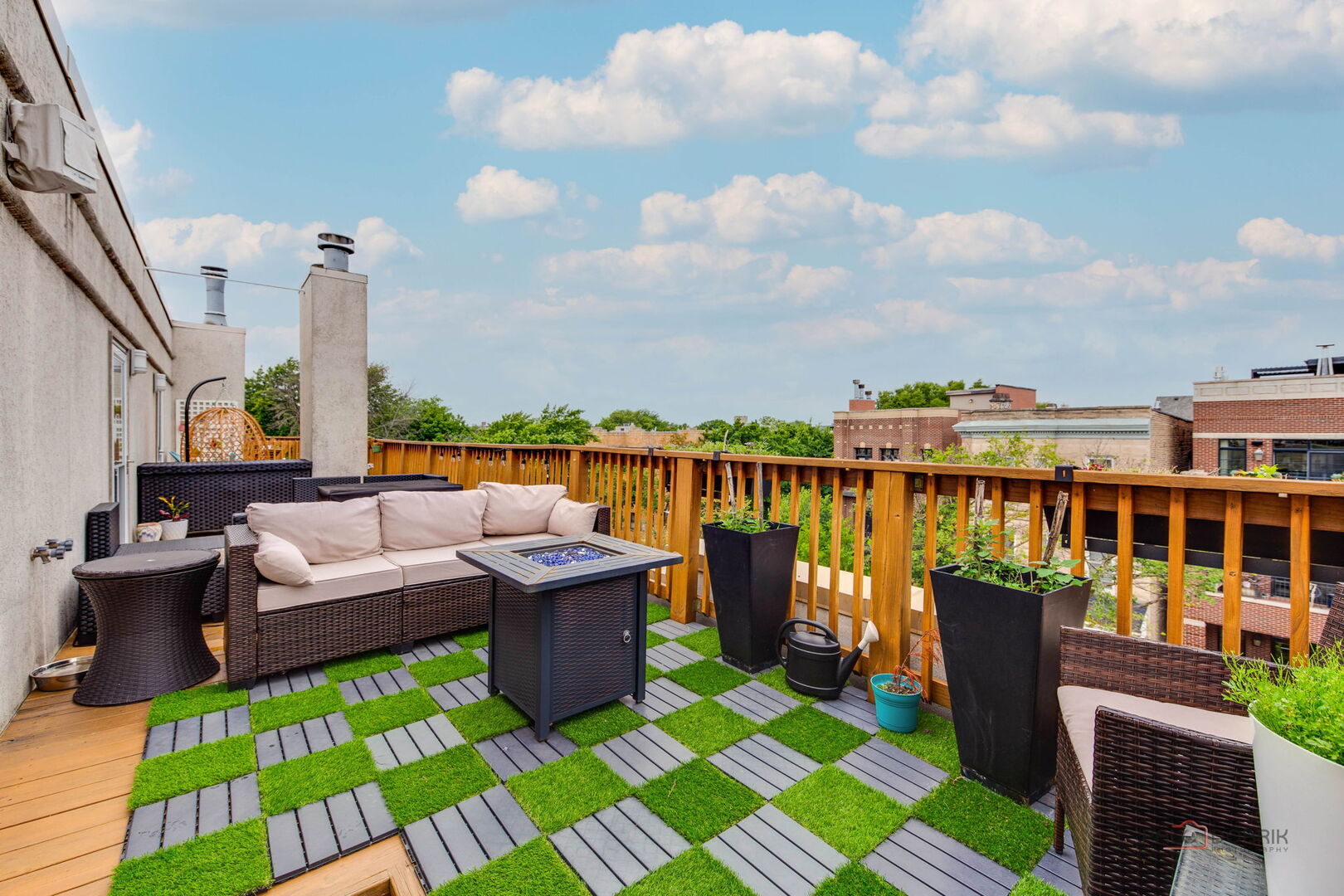 1157 W Newport Avenue Unit: C