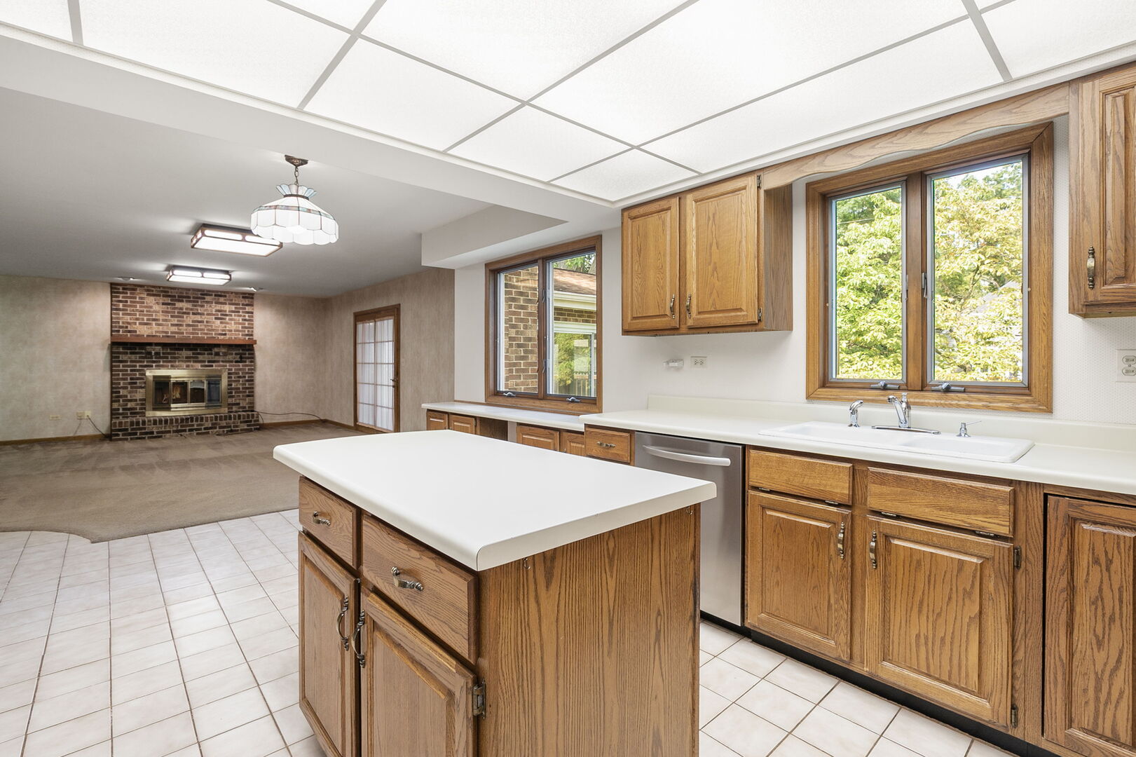360 E Woodland Road