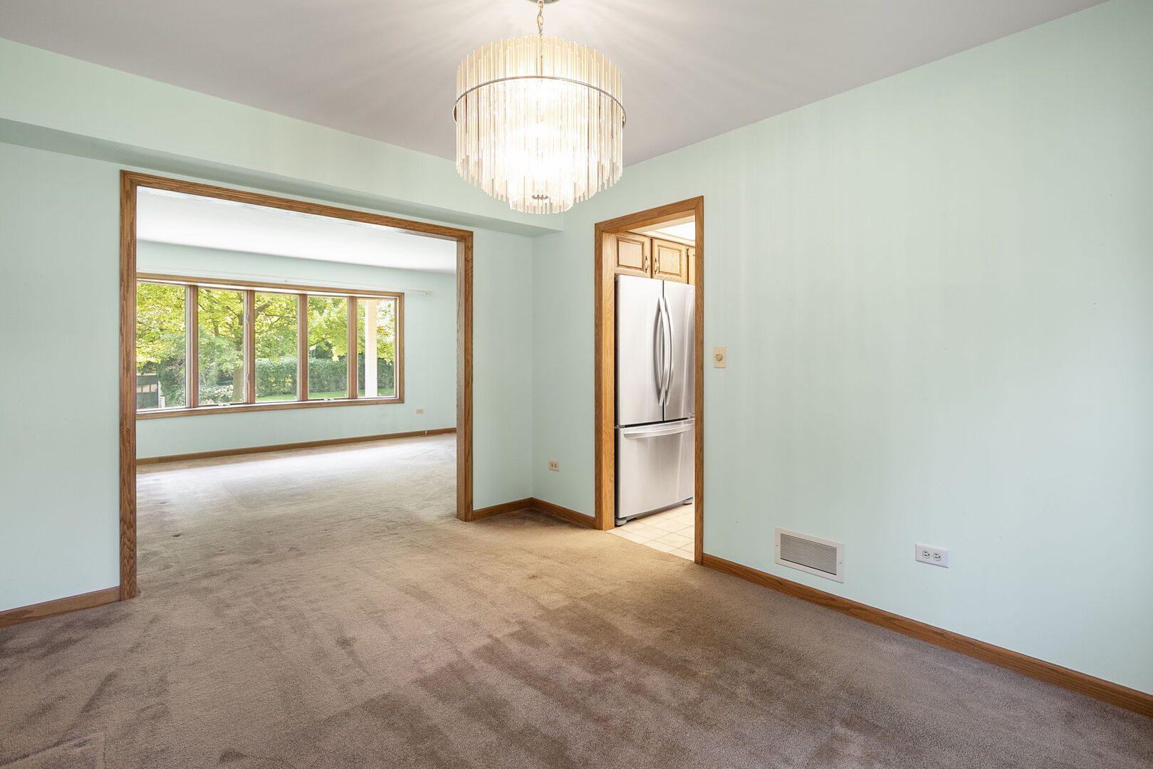 360 E Woodland Road