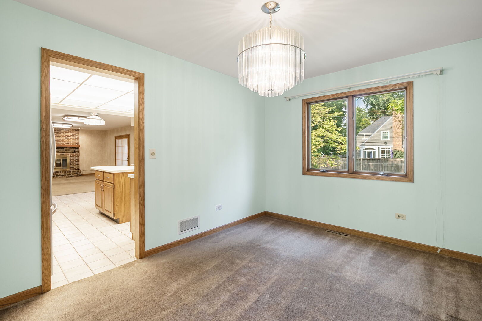 360 E Woodland Road