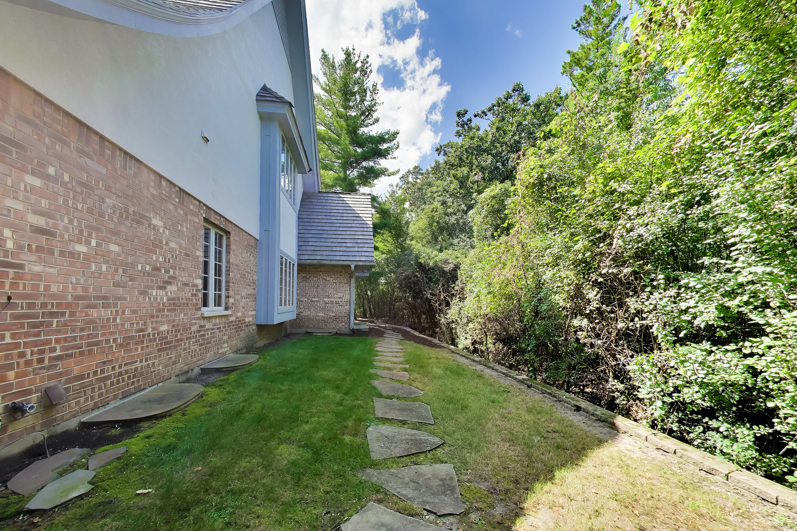1400 Kurtis Lane