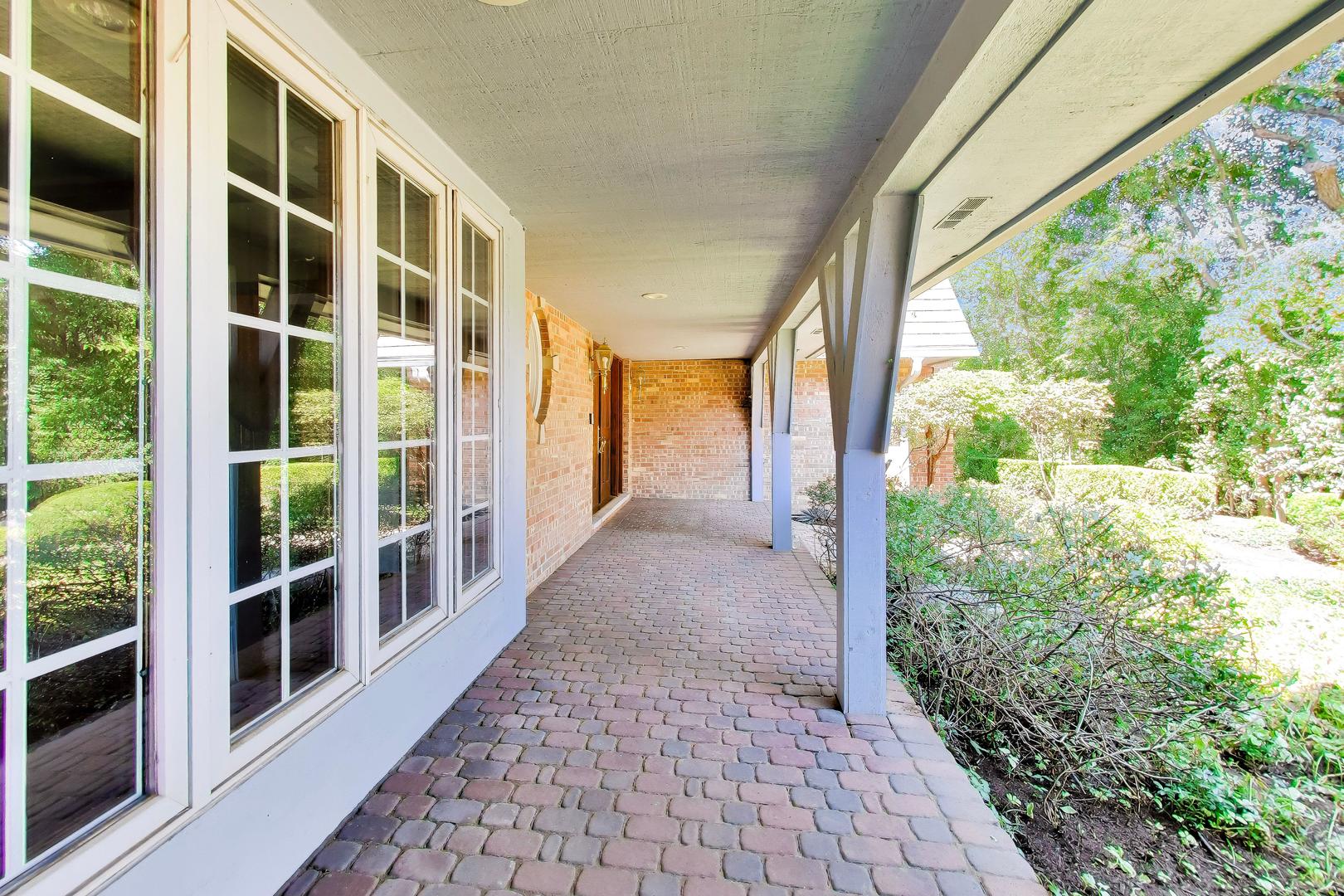 1400 Kurtis Lane