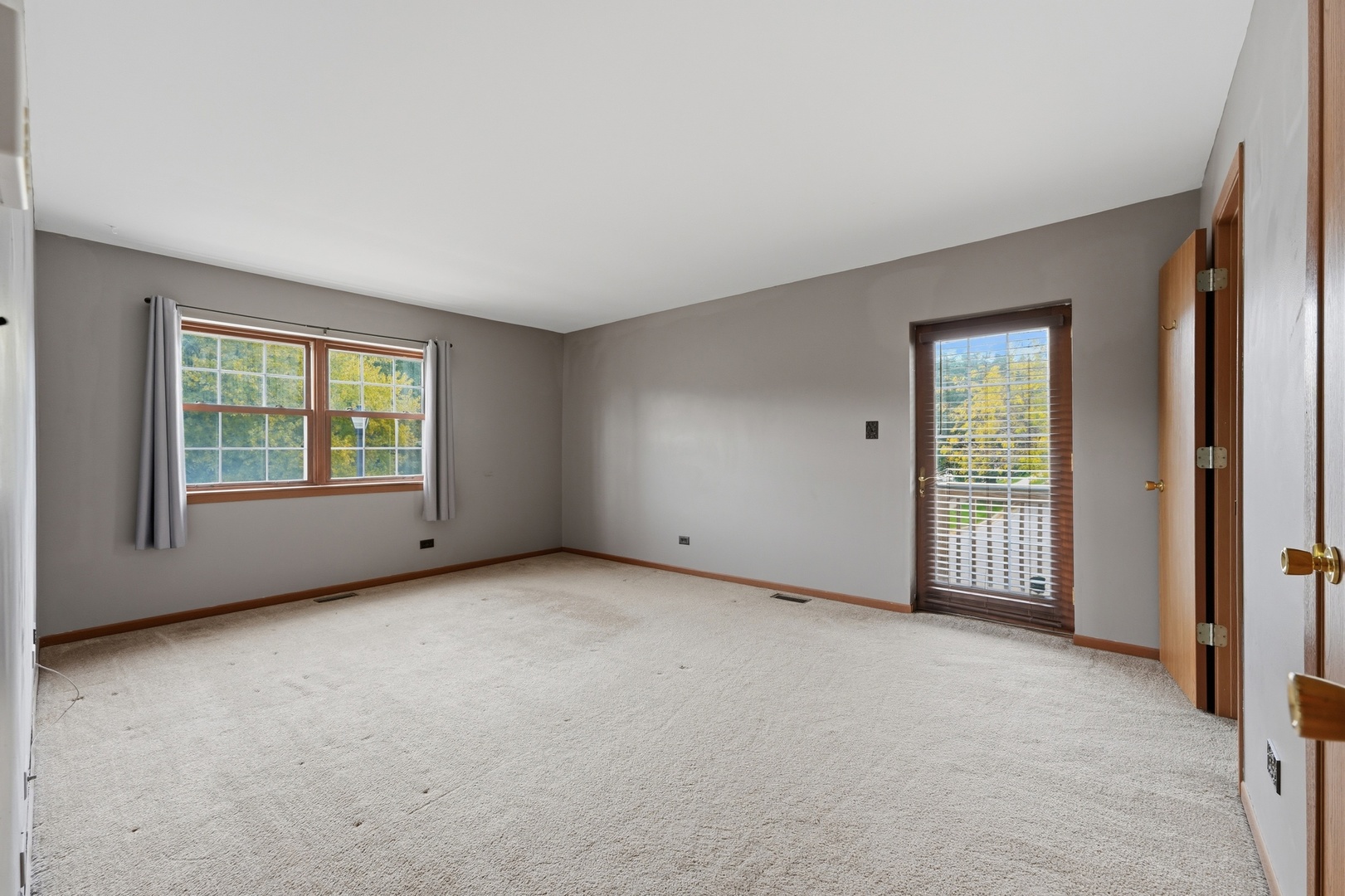 1083 Greenwood Circle