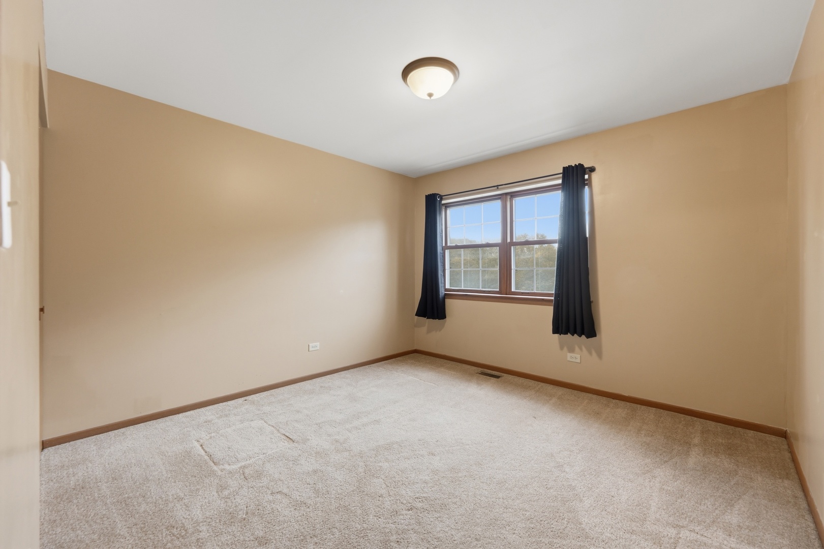 1083 Greenwood Circle