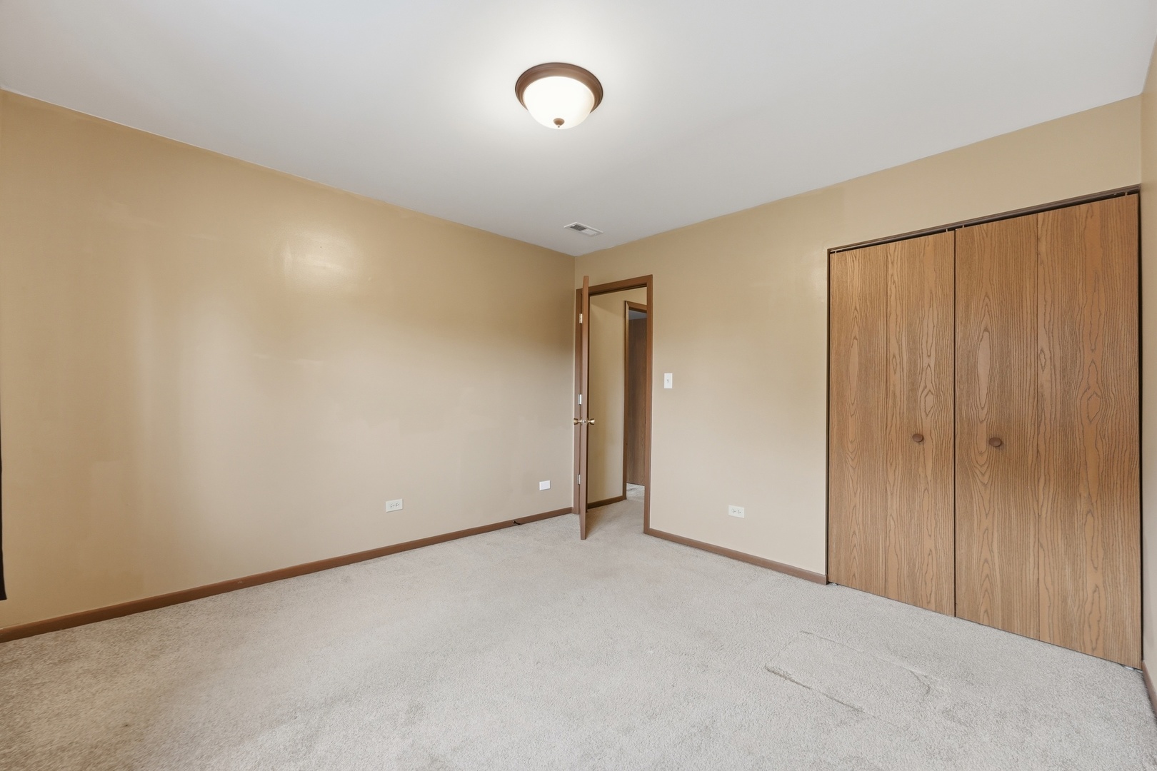 1083 Greenwood Circle