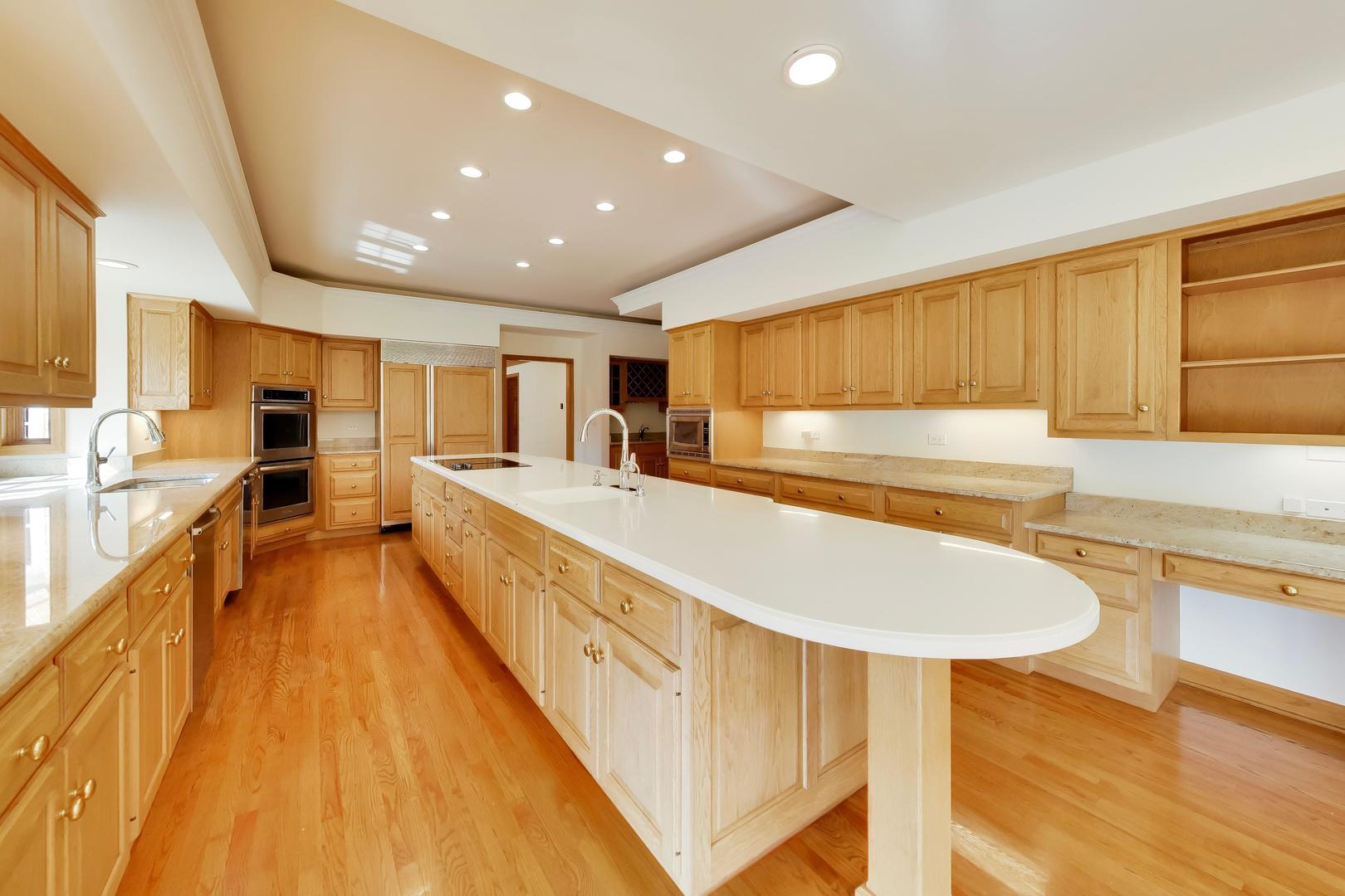 1400 Kurtis Lane