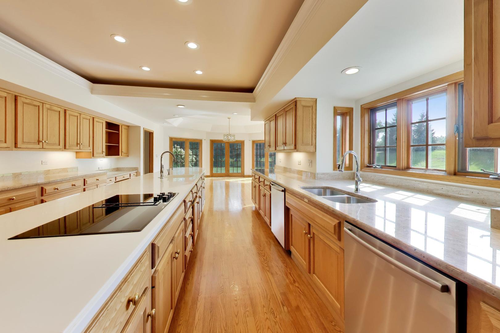 1400 Kurtis Lane
