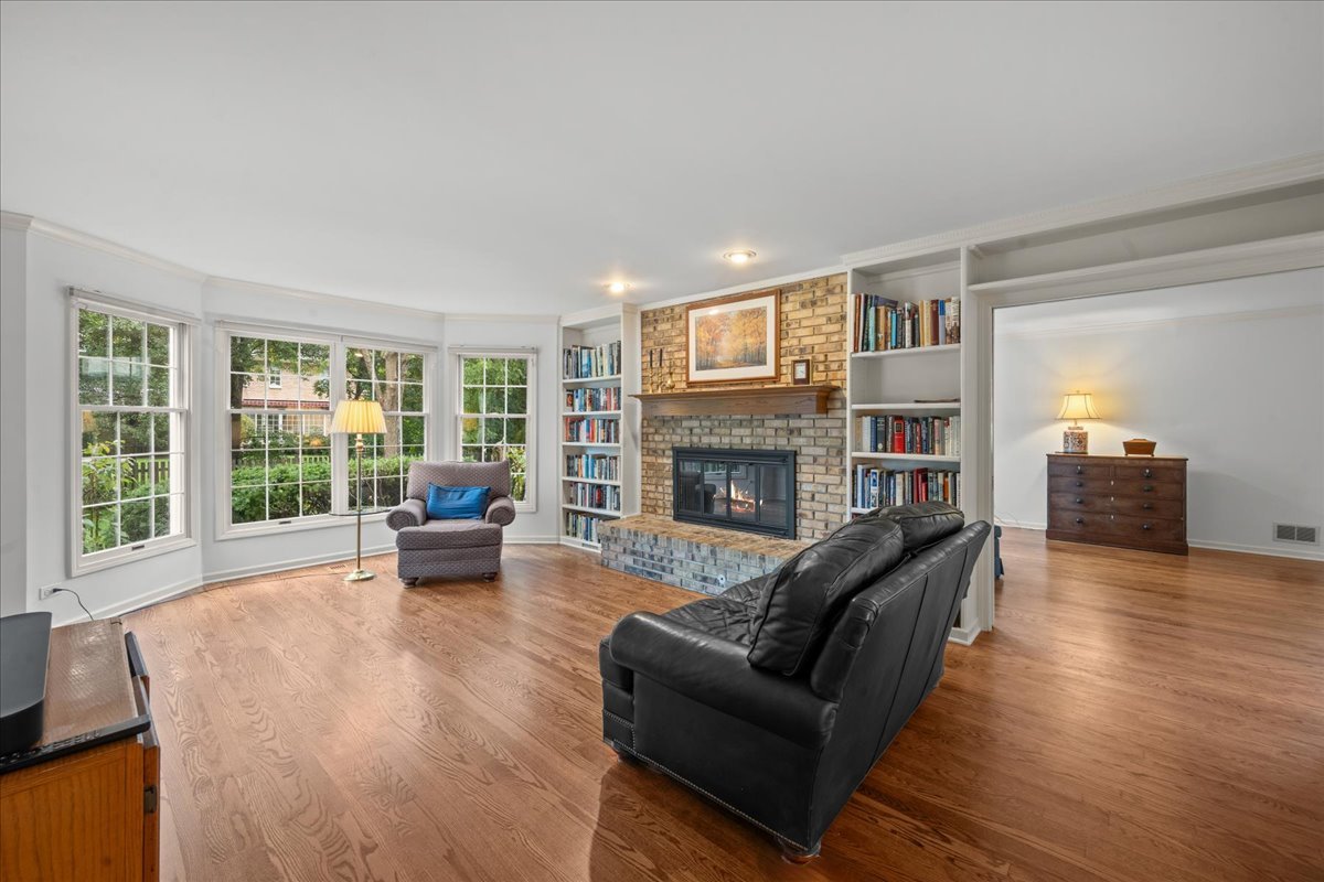 70 W Sandpiper Lane