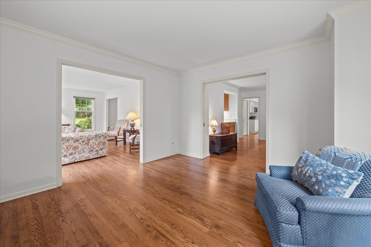 70 W Sandpiper Lane