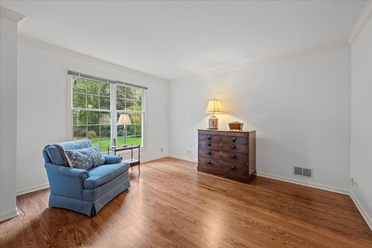 70 W Sandpiper Lane