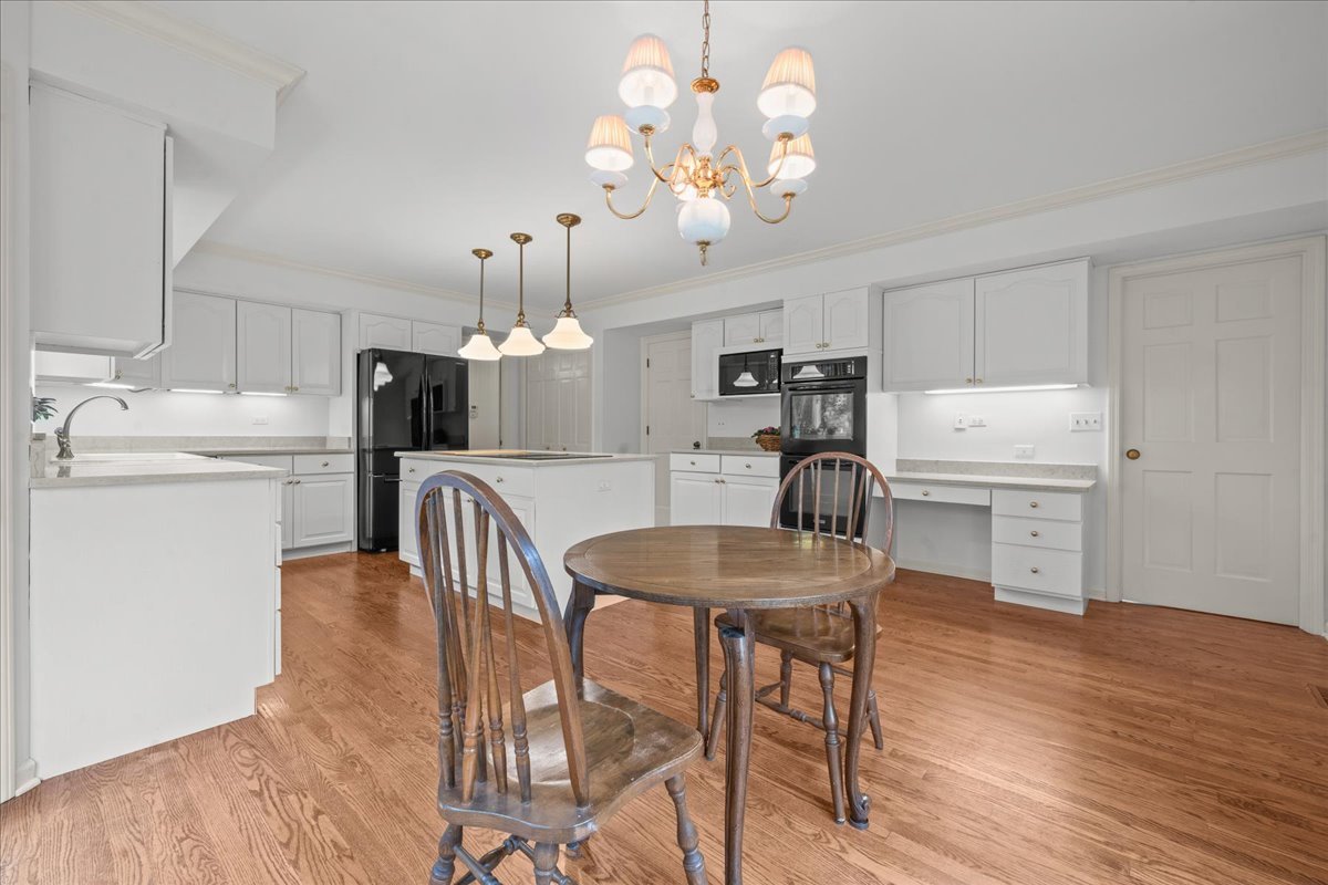 70 W Sandpiper Lane