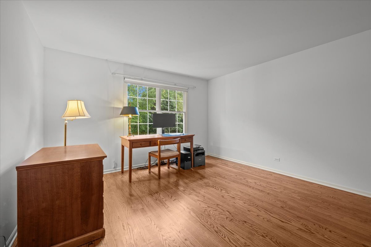 70 W Sandpiper Lane