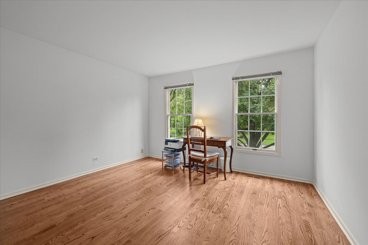 70 W Sandpiper Lane