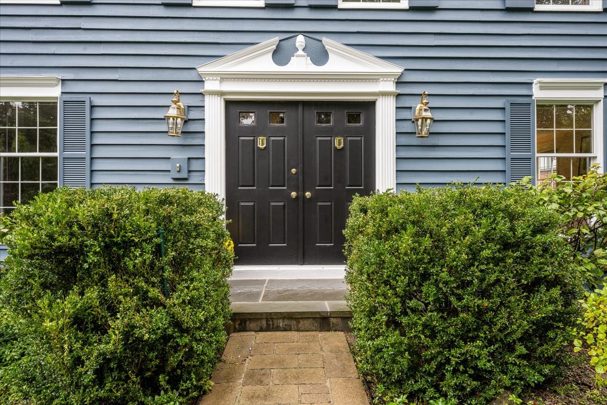 70 W Sandpiper Lane