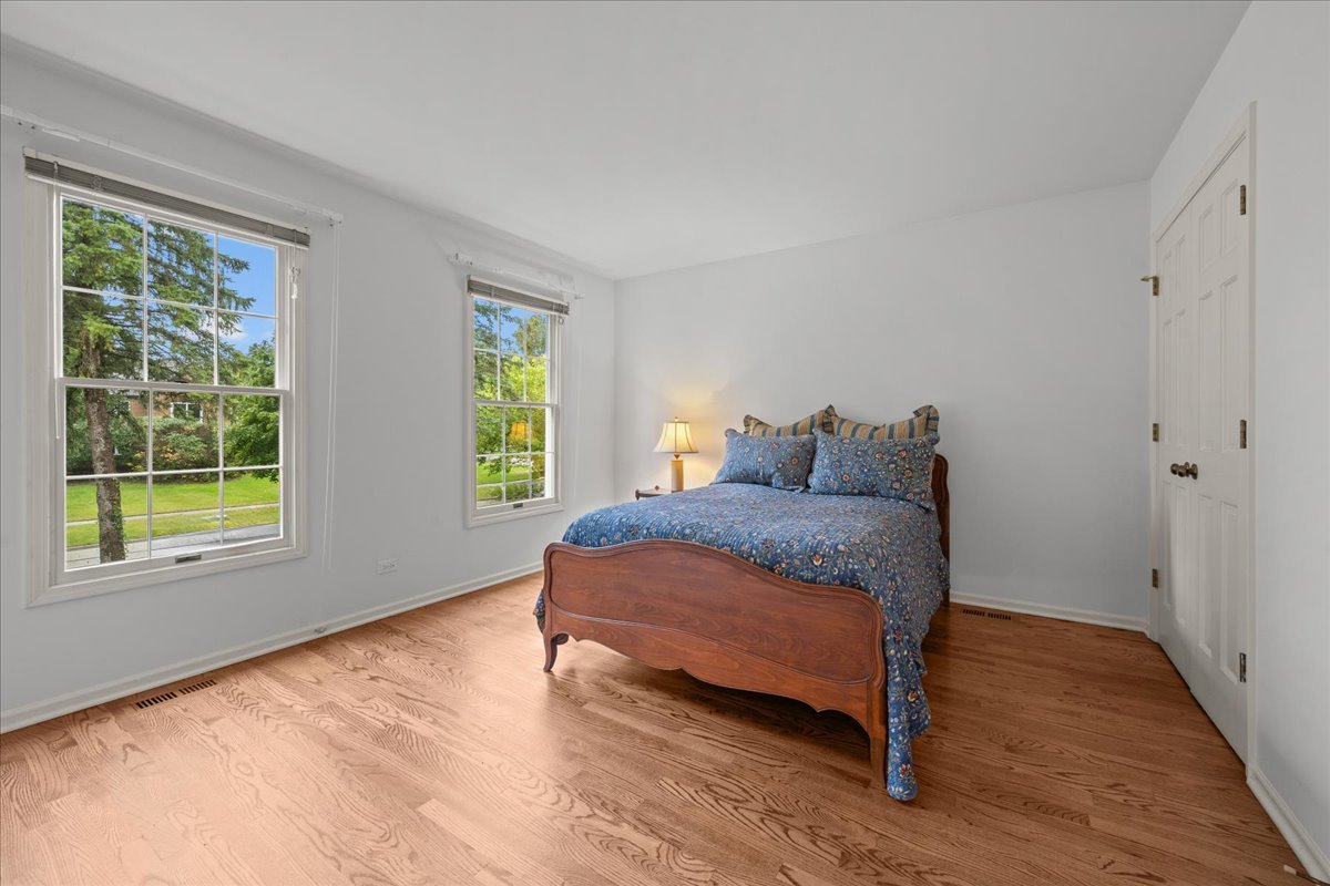 70 W Sandpiper Lane
