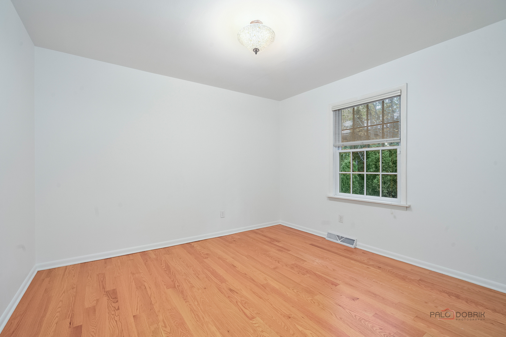 20 W Old Elm Road