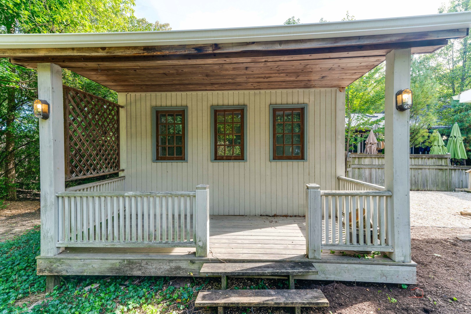 20 W Old Elm Road