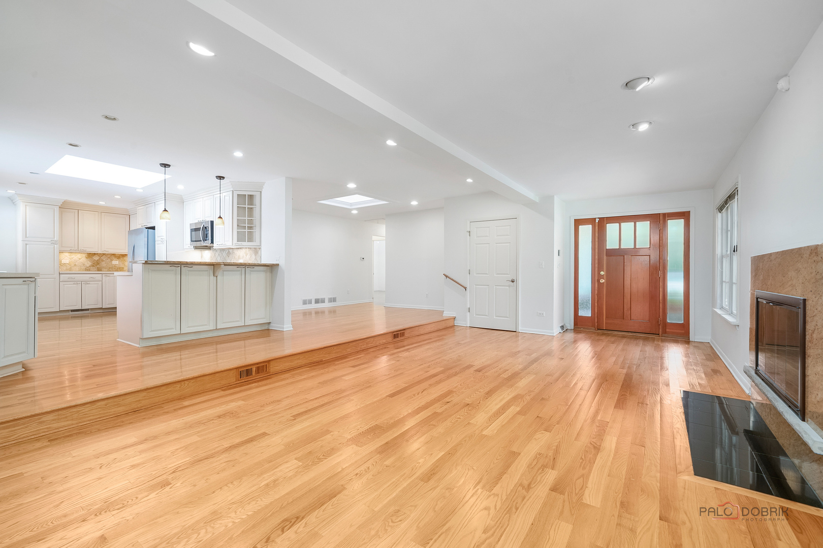 20 W Old Elm Road