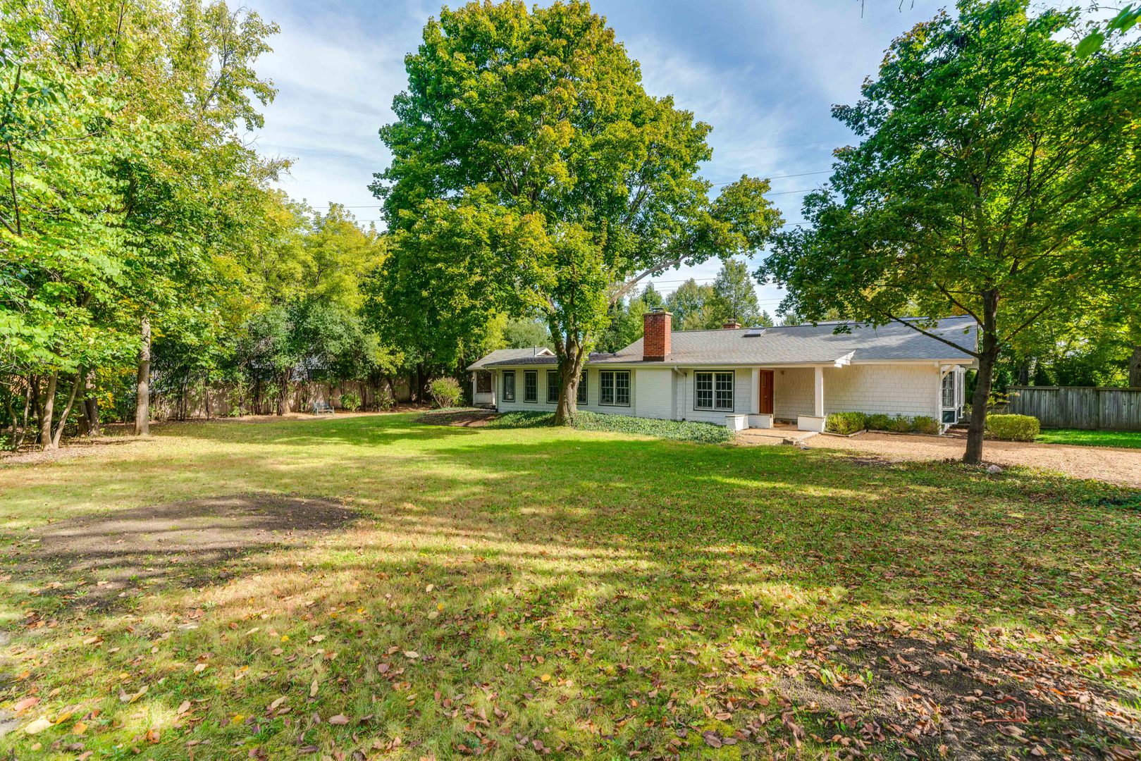 20 W Old Elm Road