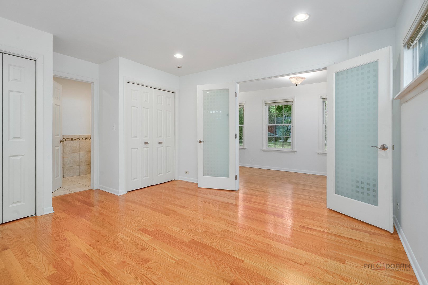 20 W Old Elm Road