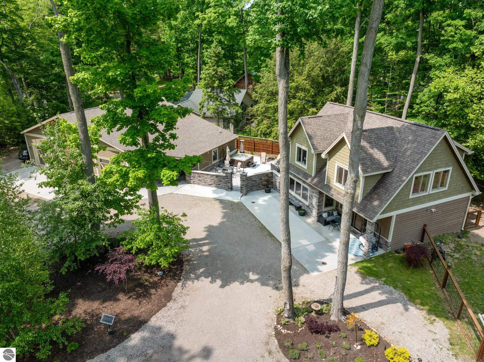 7105 SE Torch Lake Drive