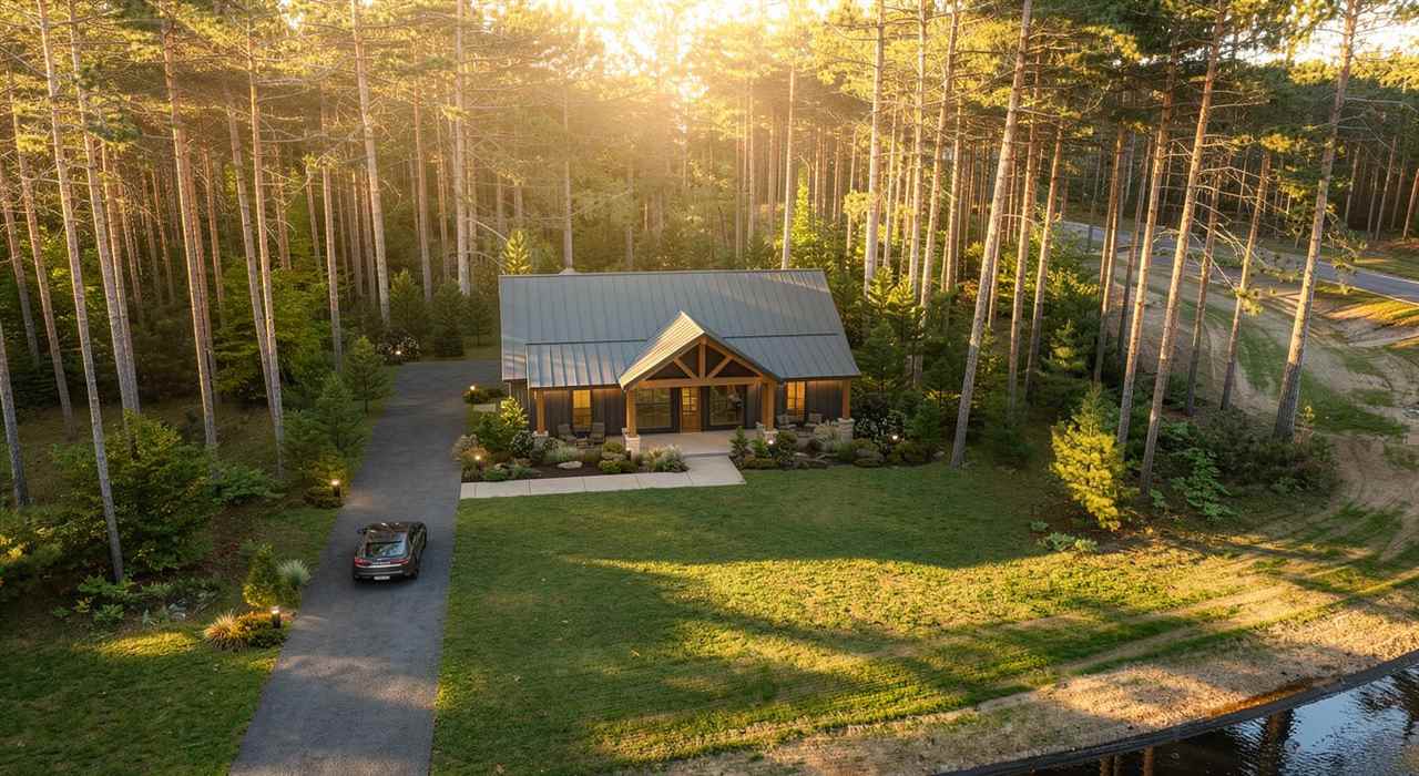1000 N Stonebridge Dr PVT