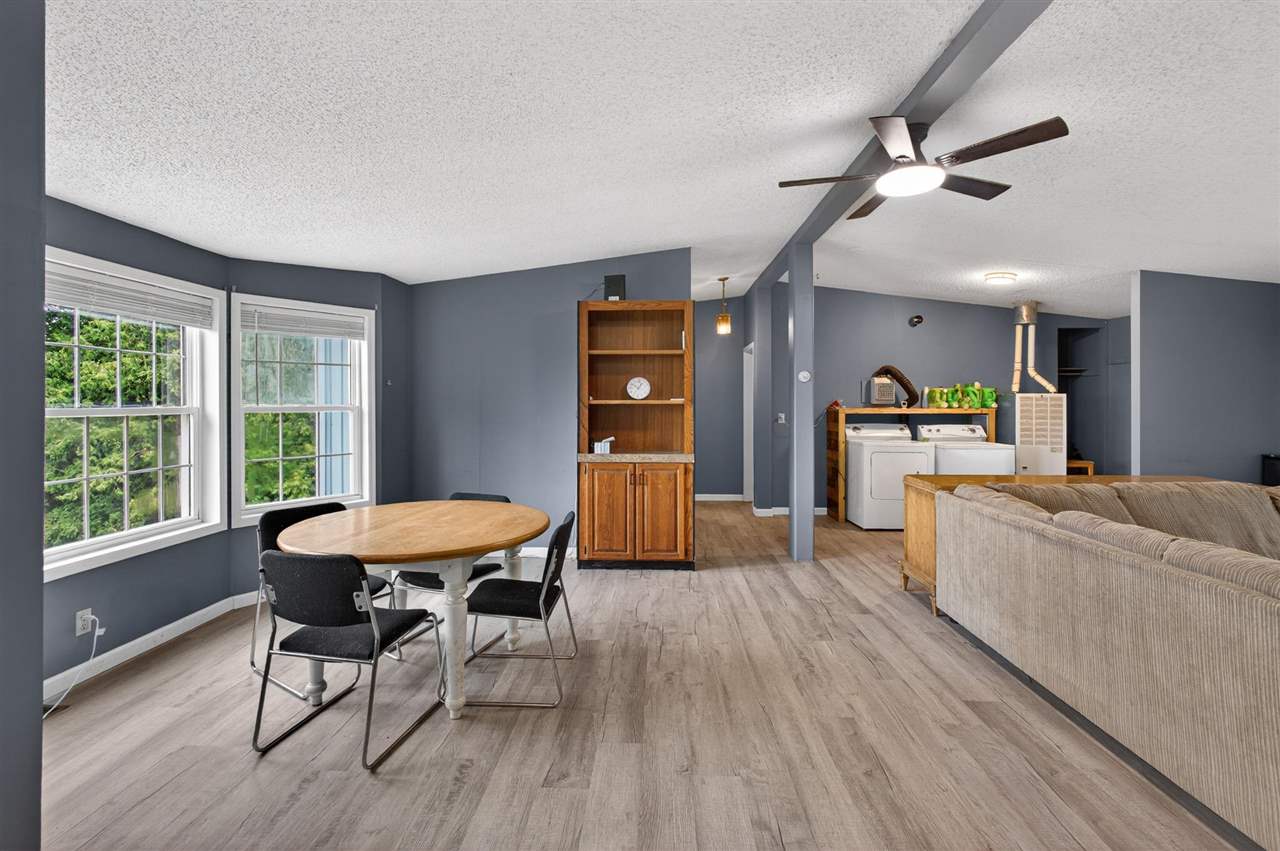425 Knollcrest