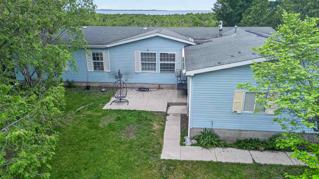 425 Knollcrest