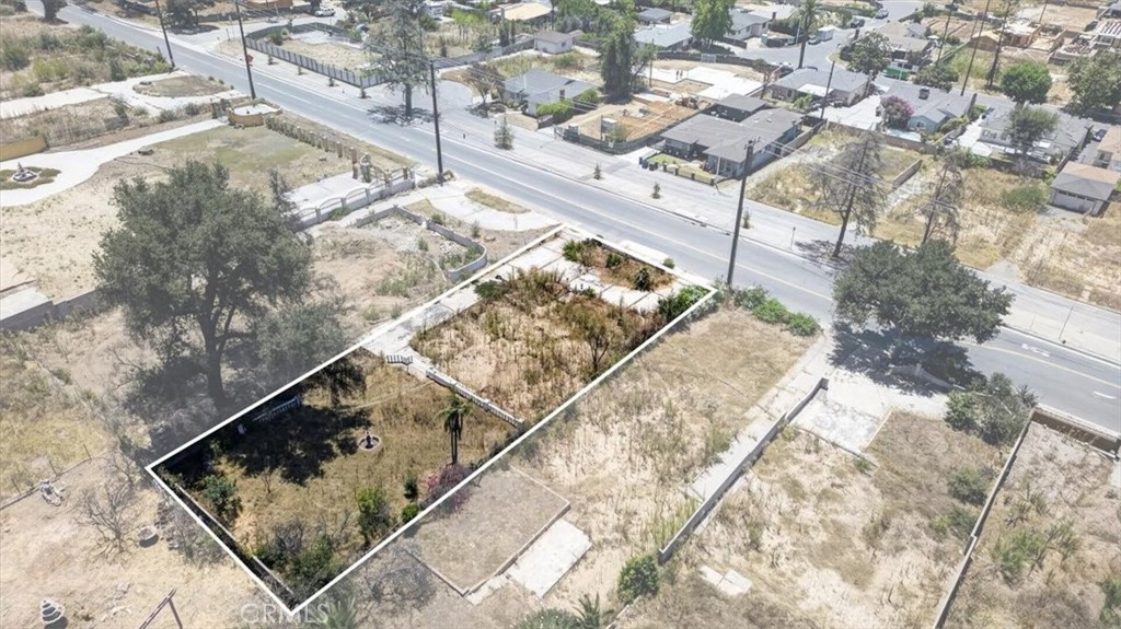 41 E Altadena