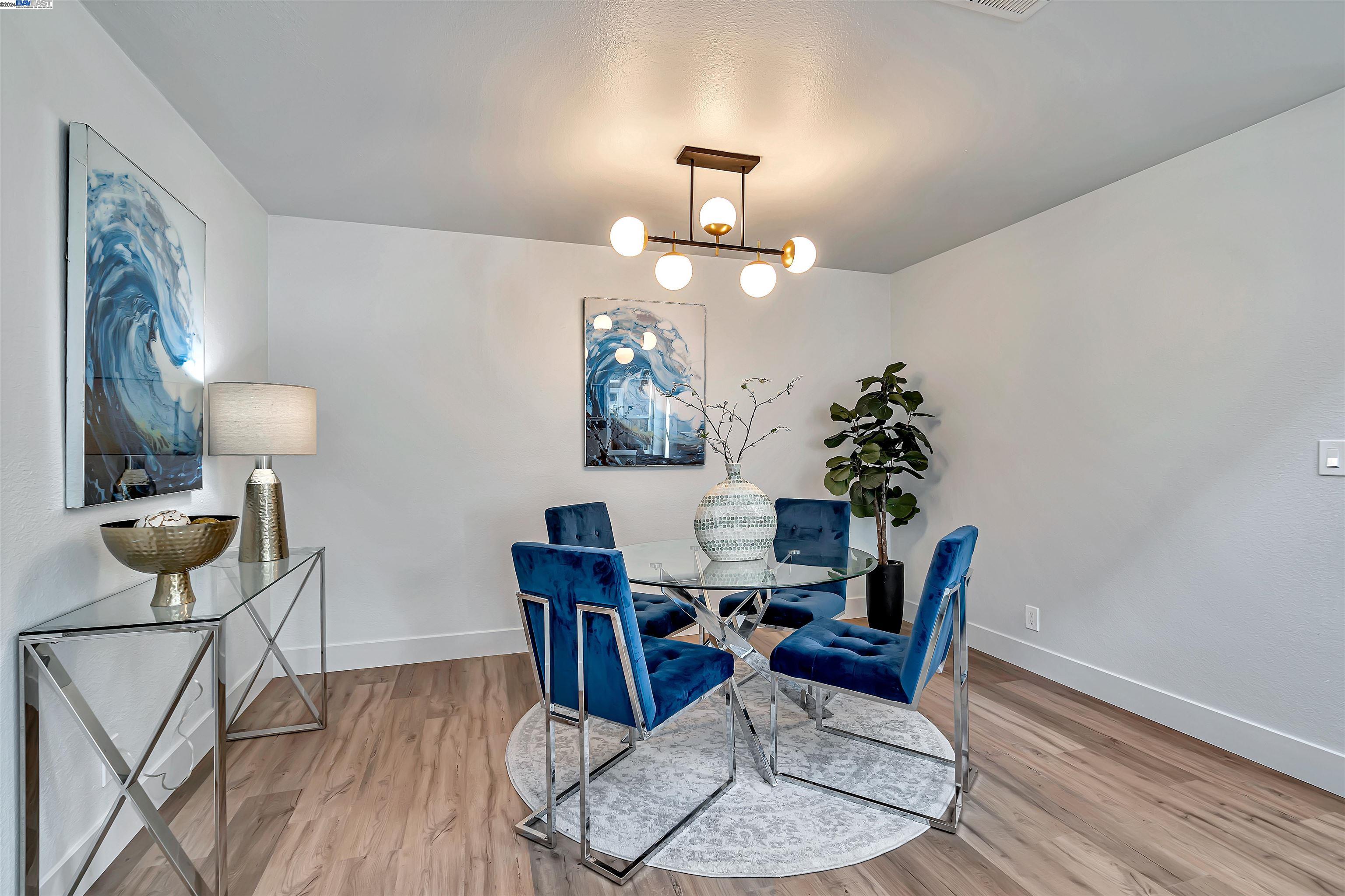 3868 Alder Ave