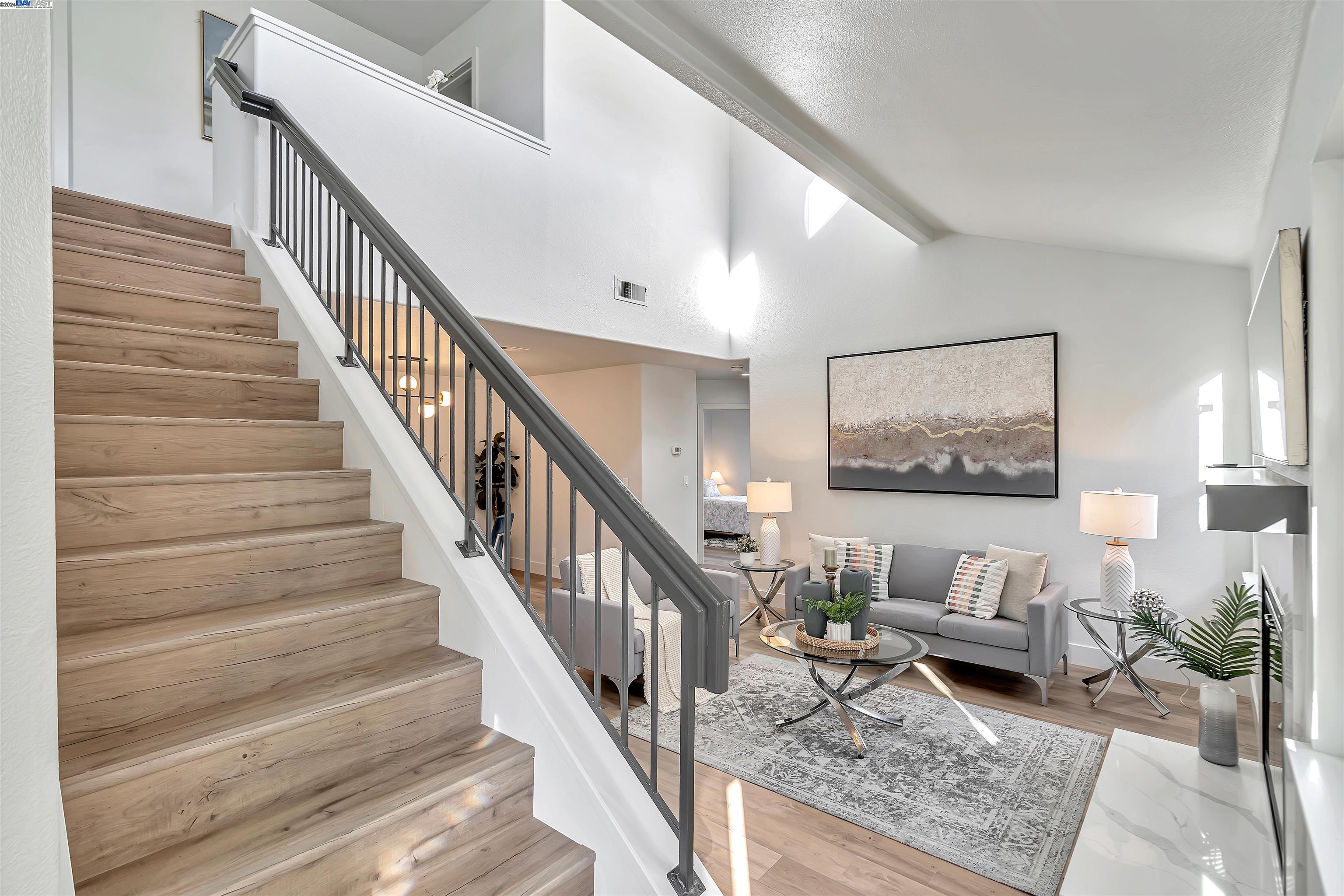 3868 Alder Ave