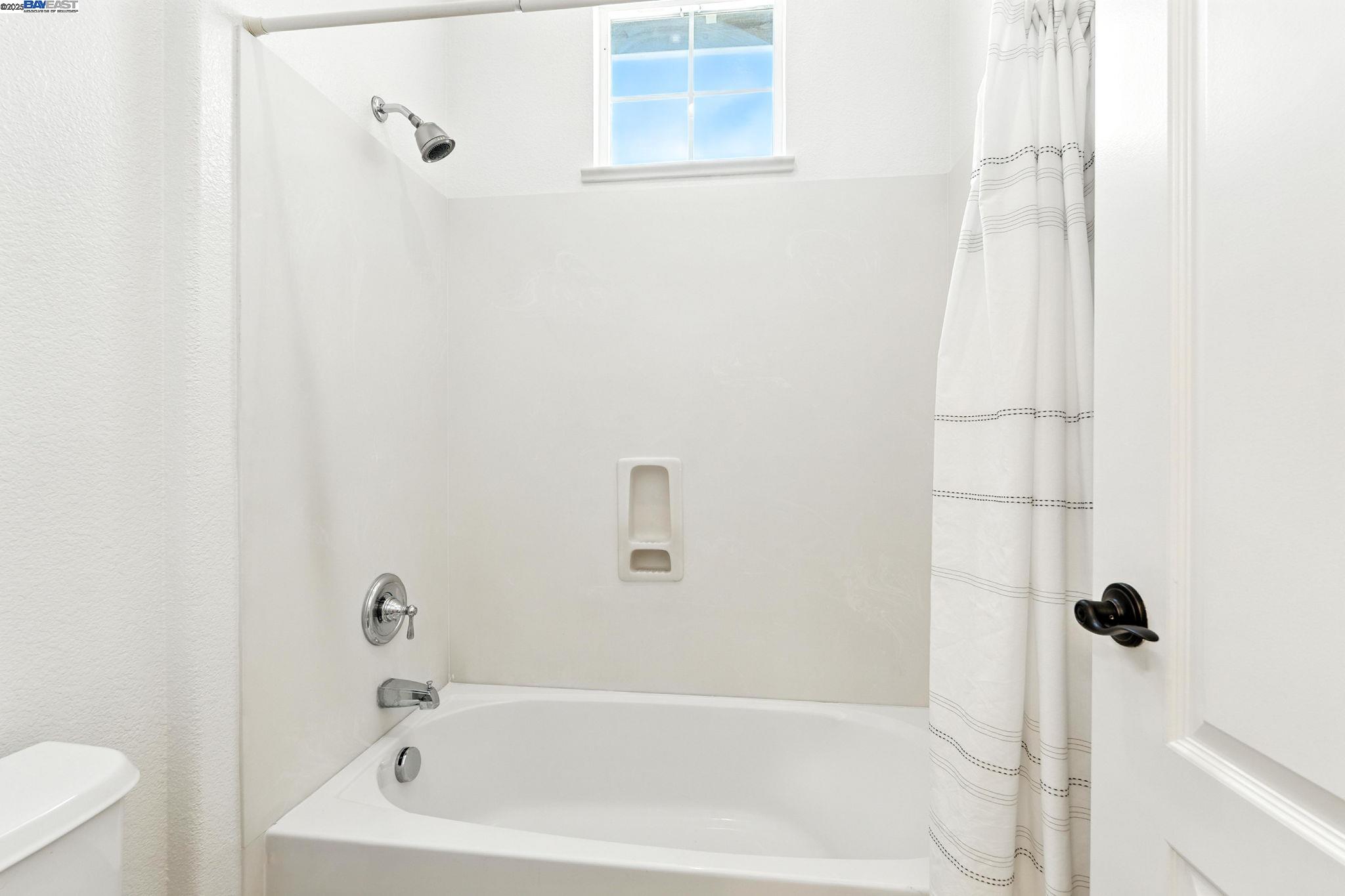 3909 Danbury Way