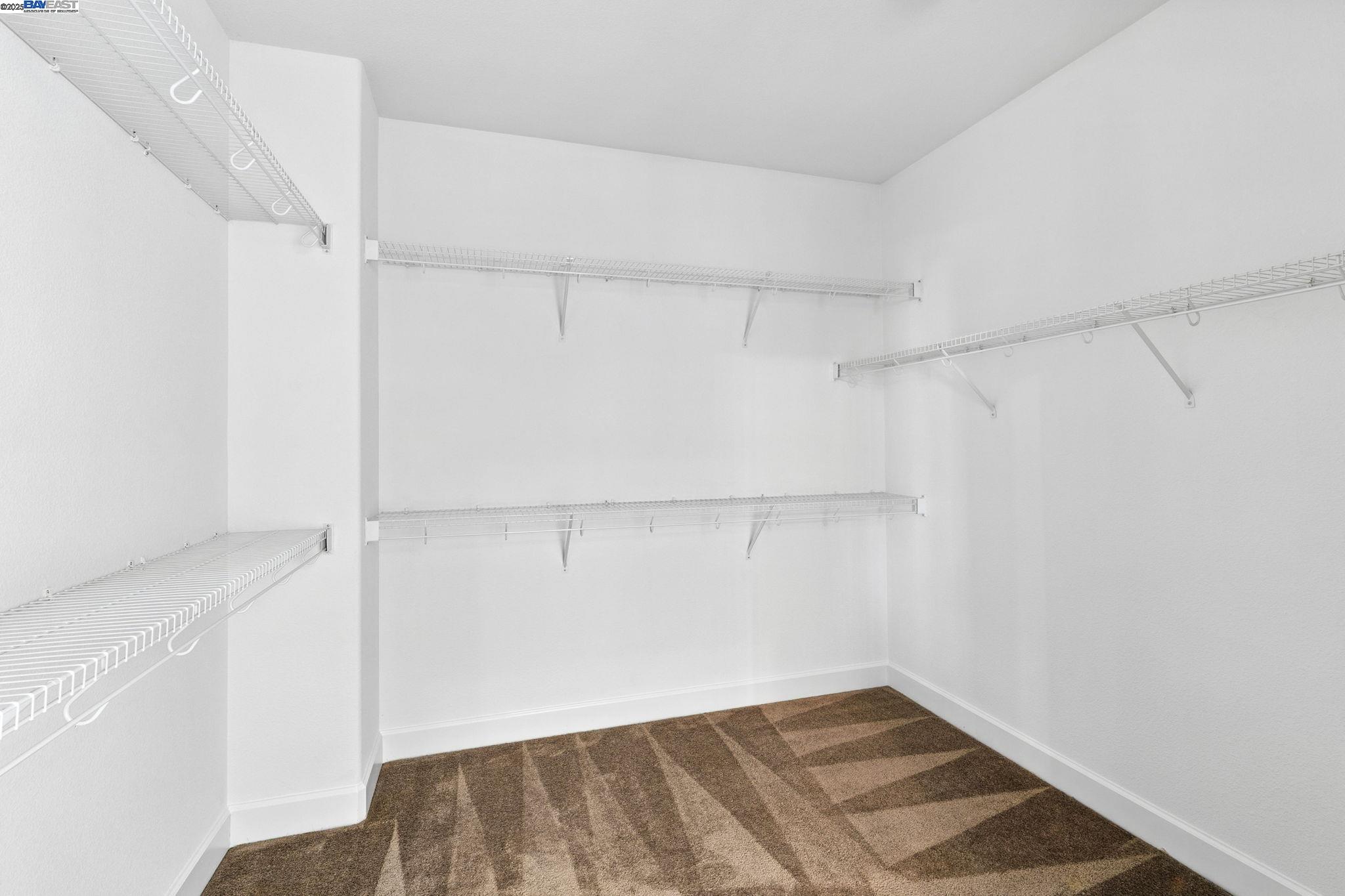 3909 Danbury Way