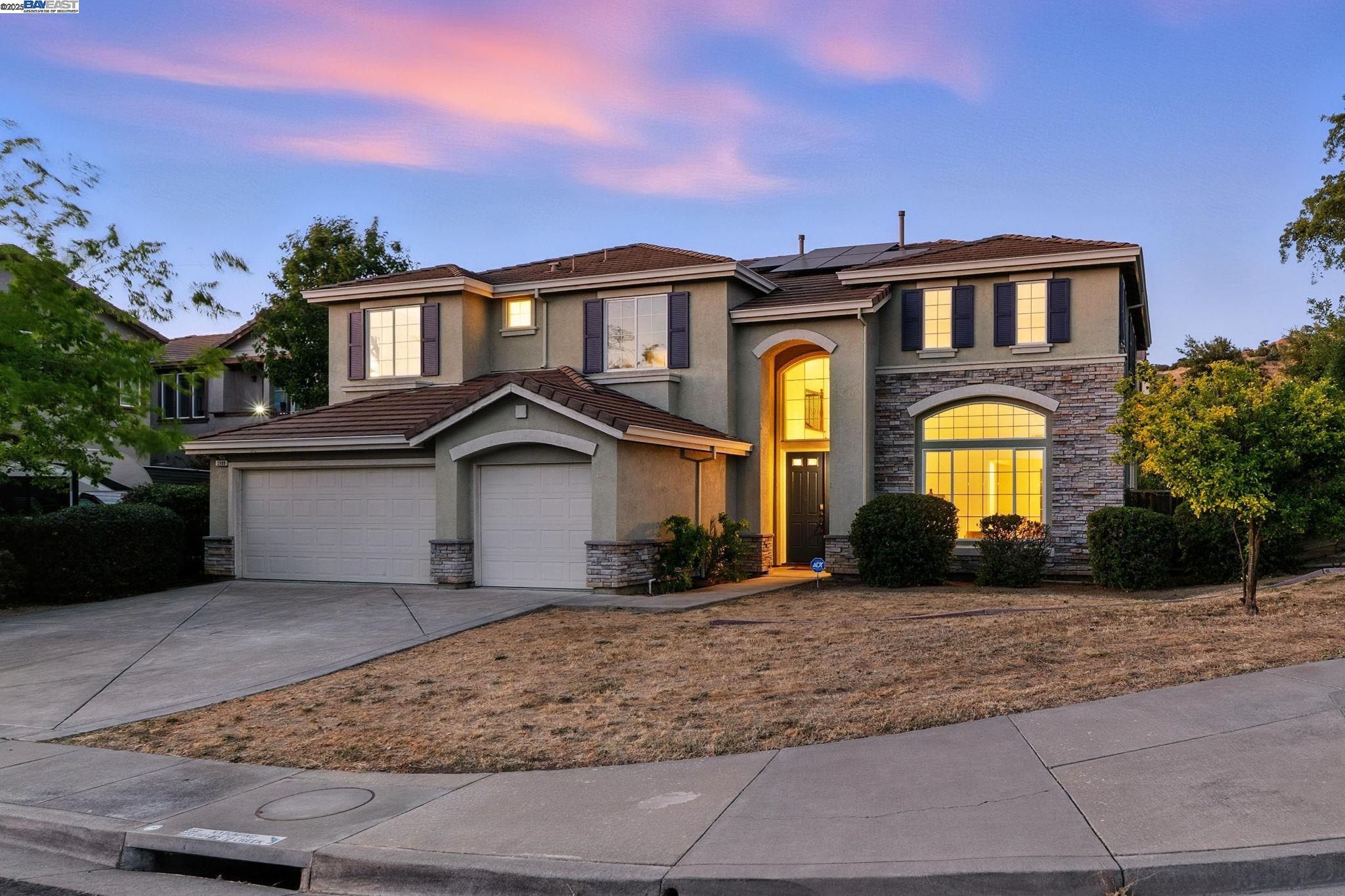 3909 Danbury Way
