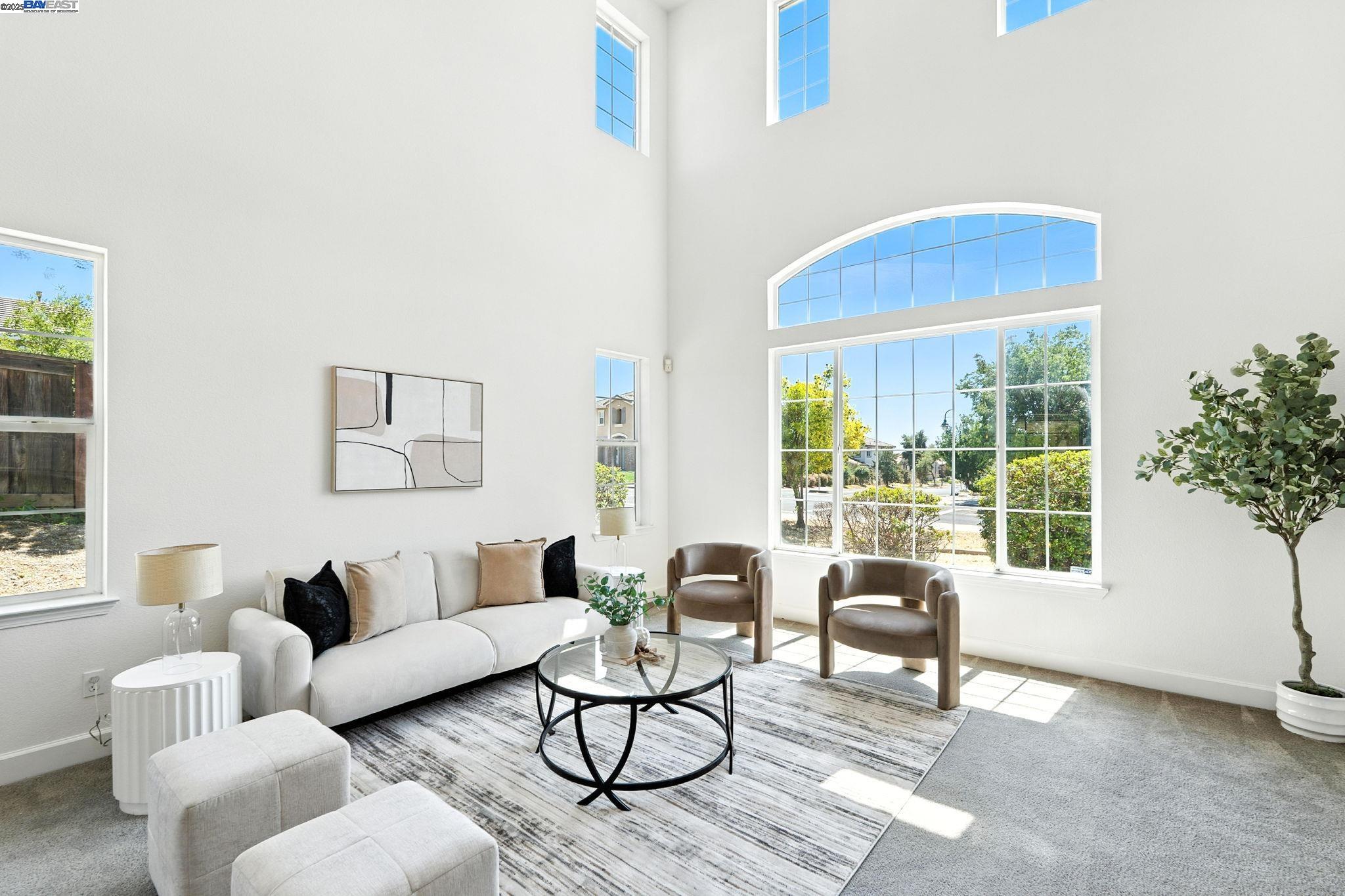 3909 Danbury Way
