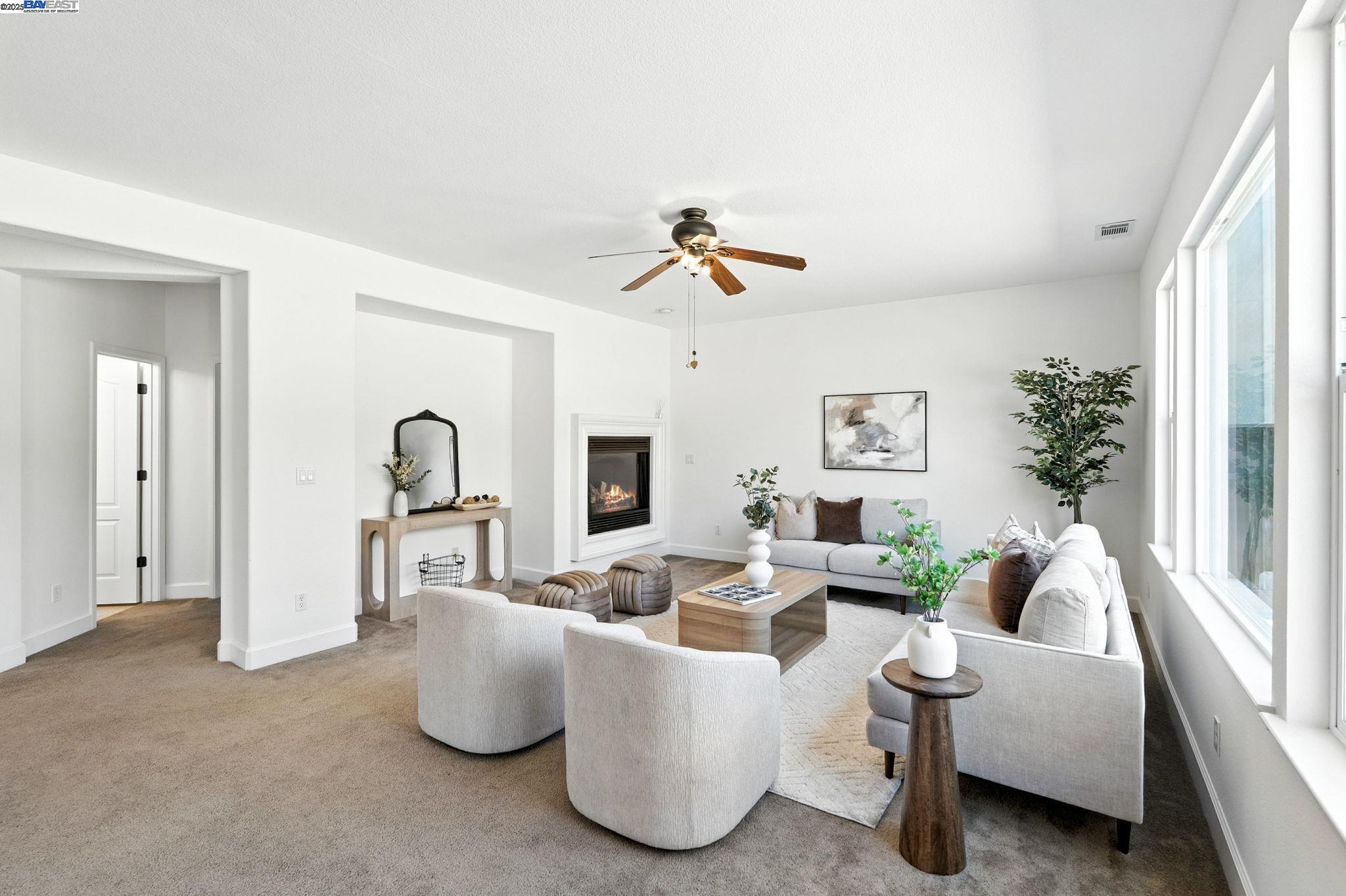 3909 Danbury Way