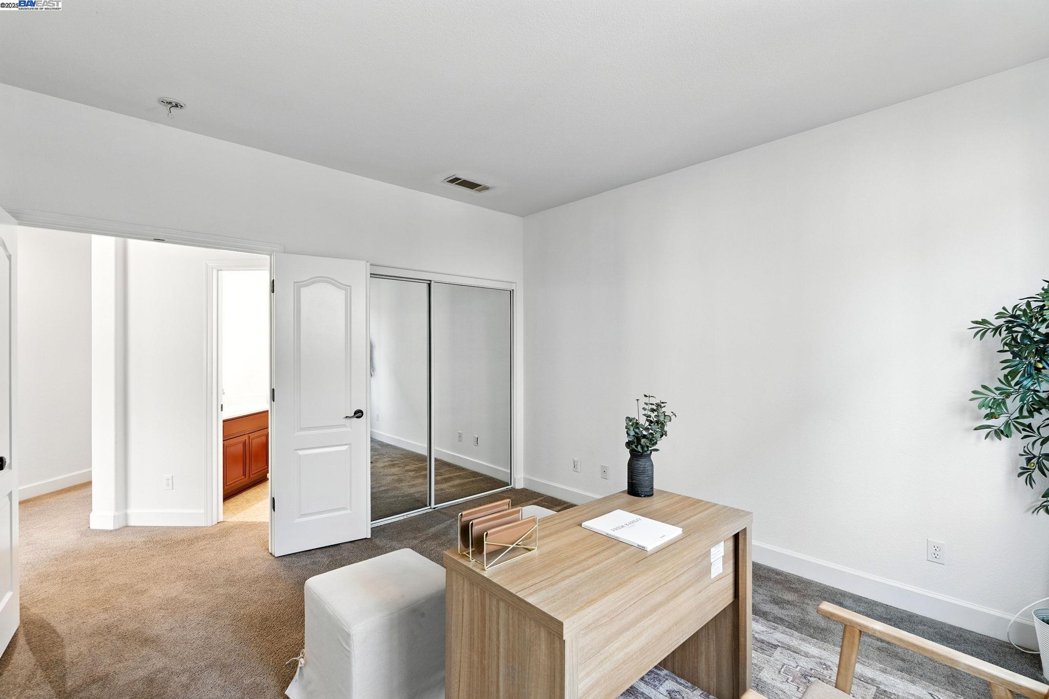3909 Danbury Way