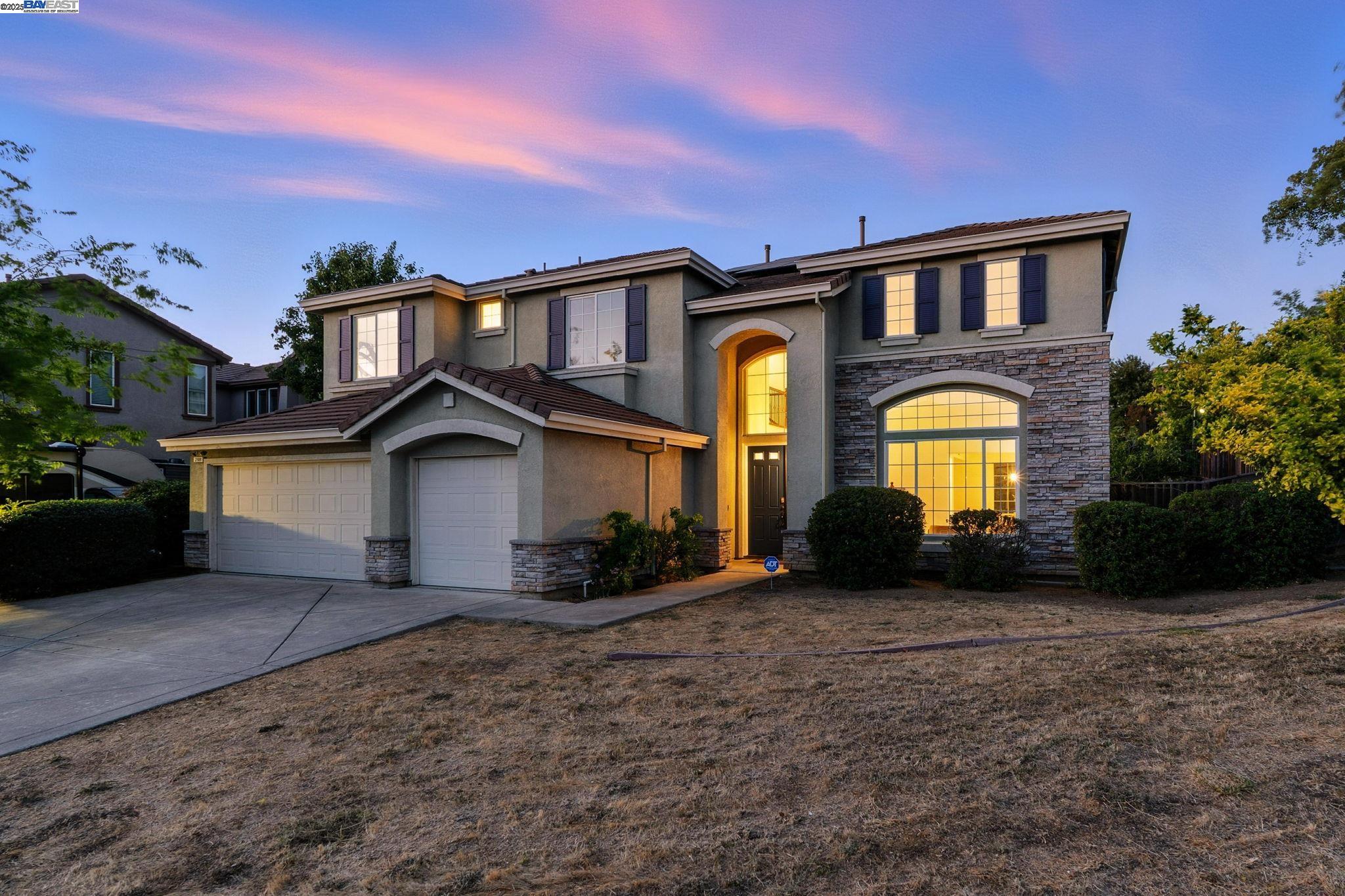 3909 Danbury Way