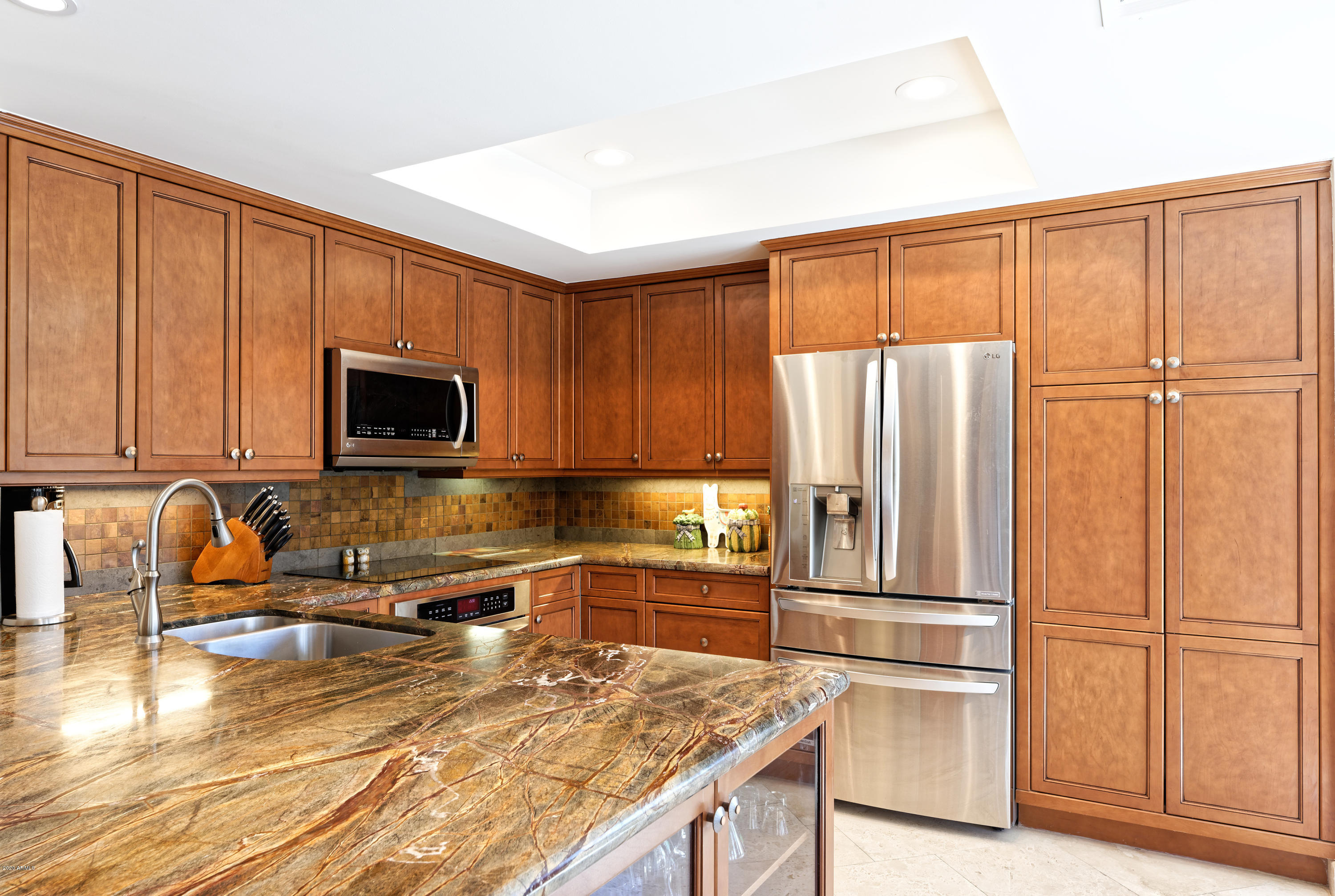 10226 E CARON Street