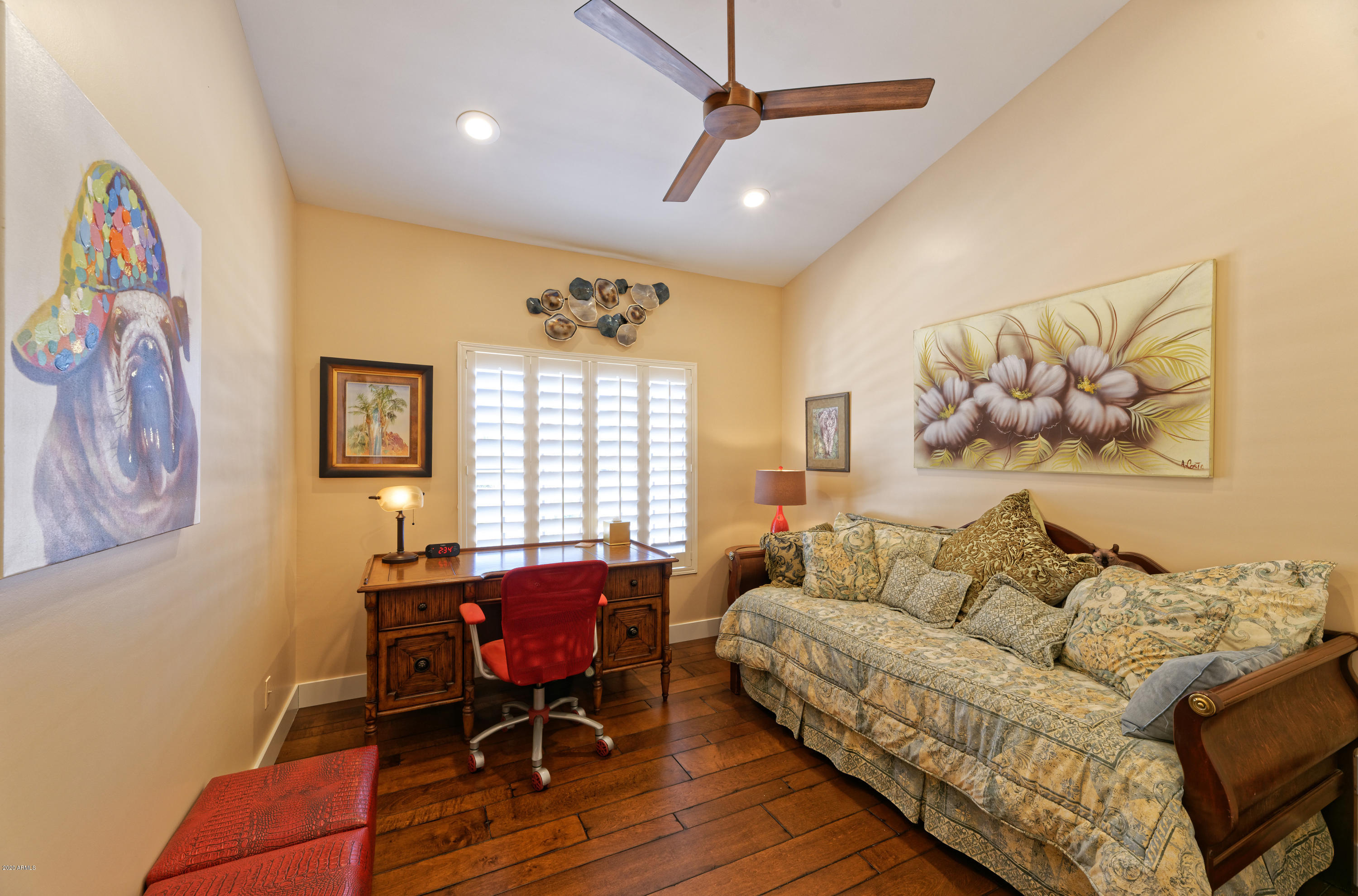 10226 E CARON Street