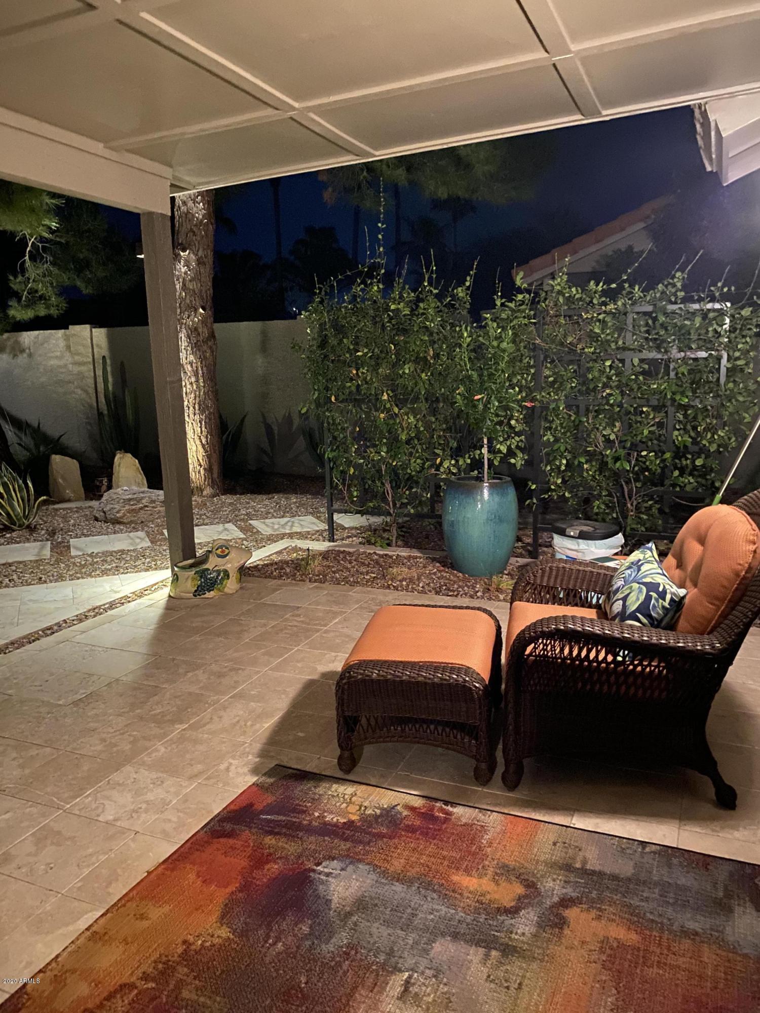 10226 E CARON Street